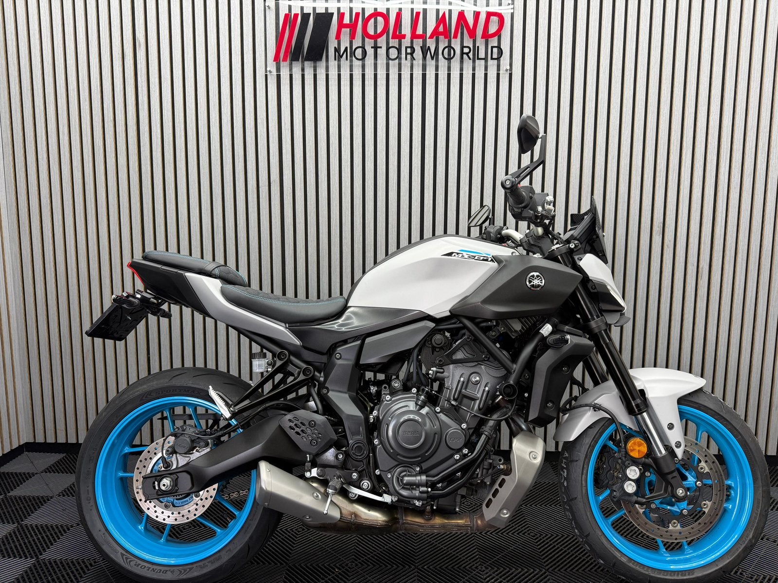 Yamaha MT-07 2025 Ice Storm custom zadel MT07 MT 07, Bedrijf, Handgeschakeld, 12 t/m 35 kW, Naked bike