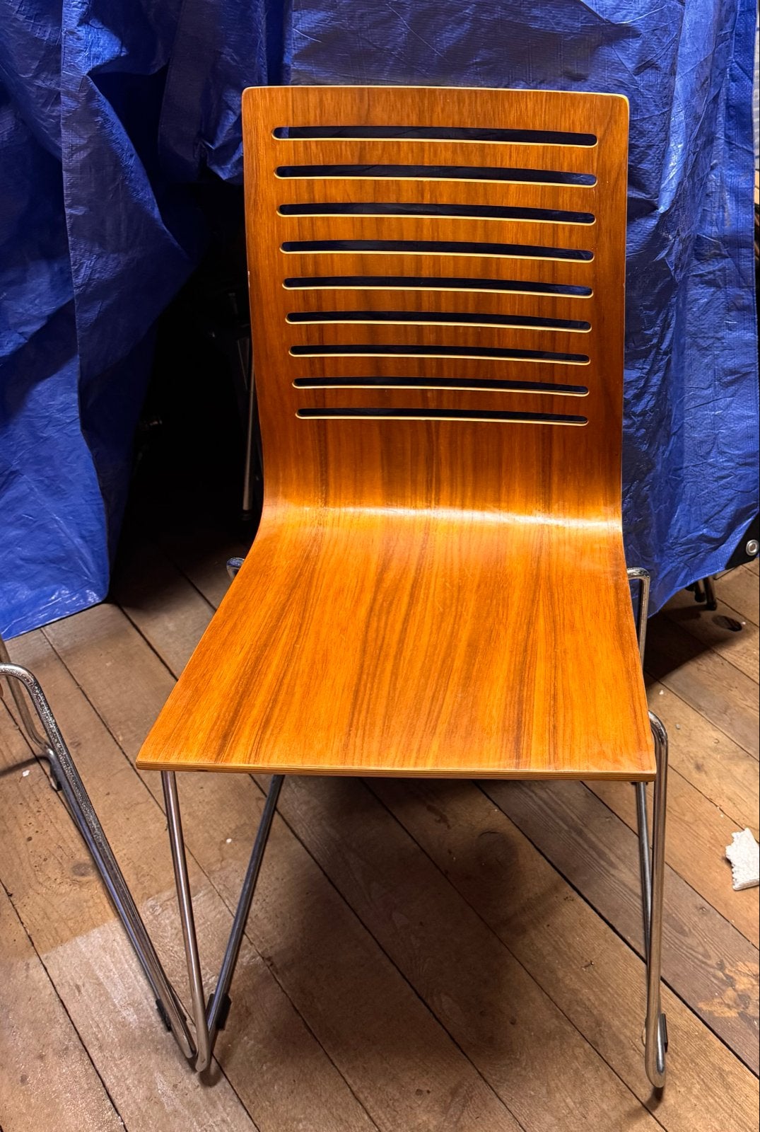Moderne houten stoel met metalen onderstel (3 stuks), Ophalen, Gebruikt, Bruin, Eén