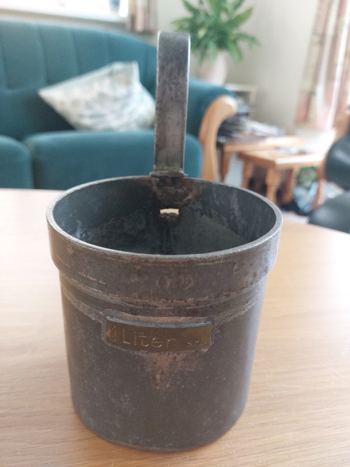 Antieke 1 Liter Maatbeker - Vintage Metalen Maat, Ophalen of Verzenden