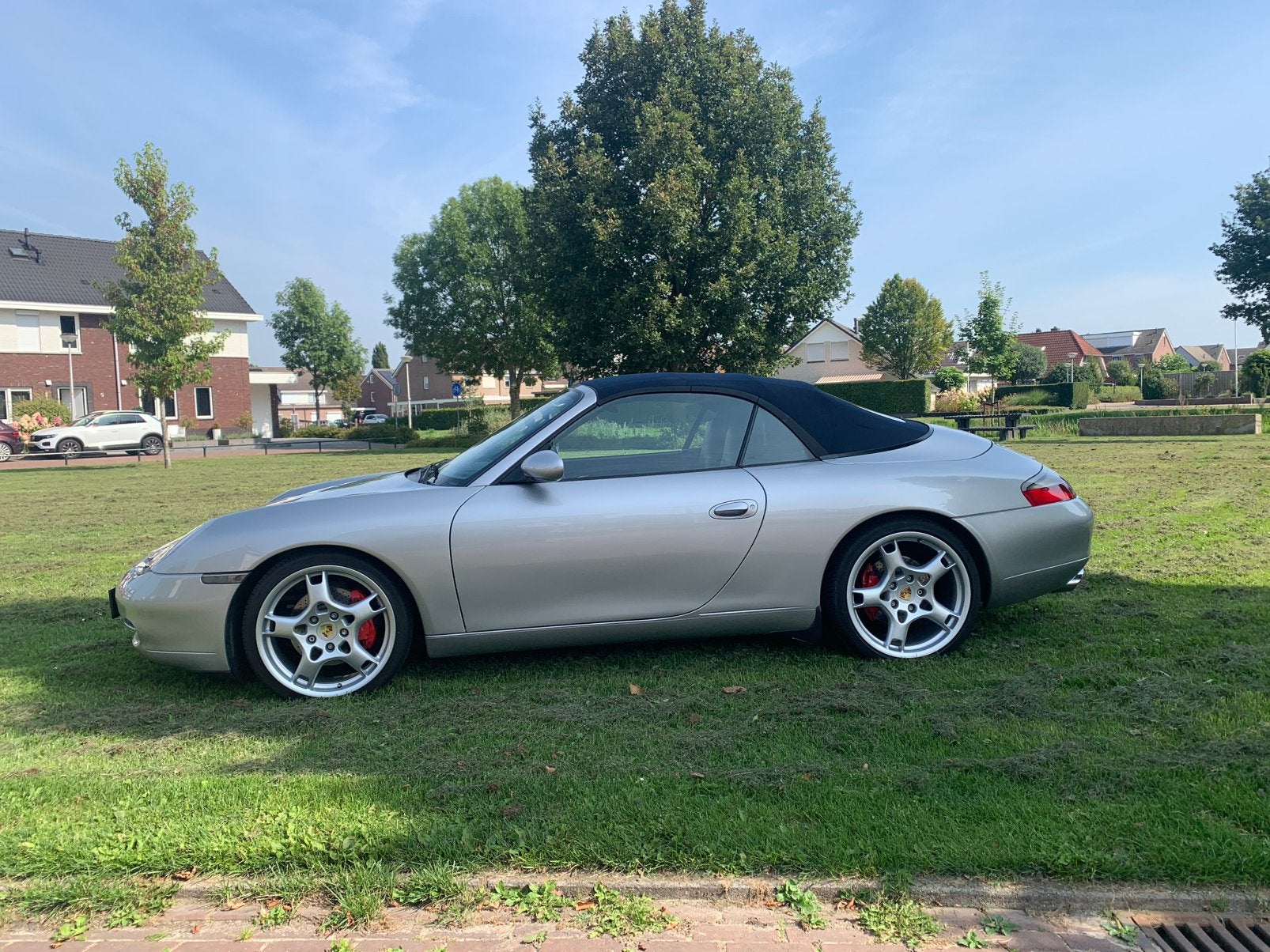 Porsche 911 3.4 Carrera Cabriolet AUT 1999 Grijs, Auto's, Automaat, Achterwielaandrijving, Zwart, Cabriolet