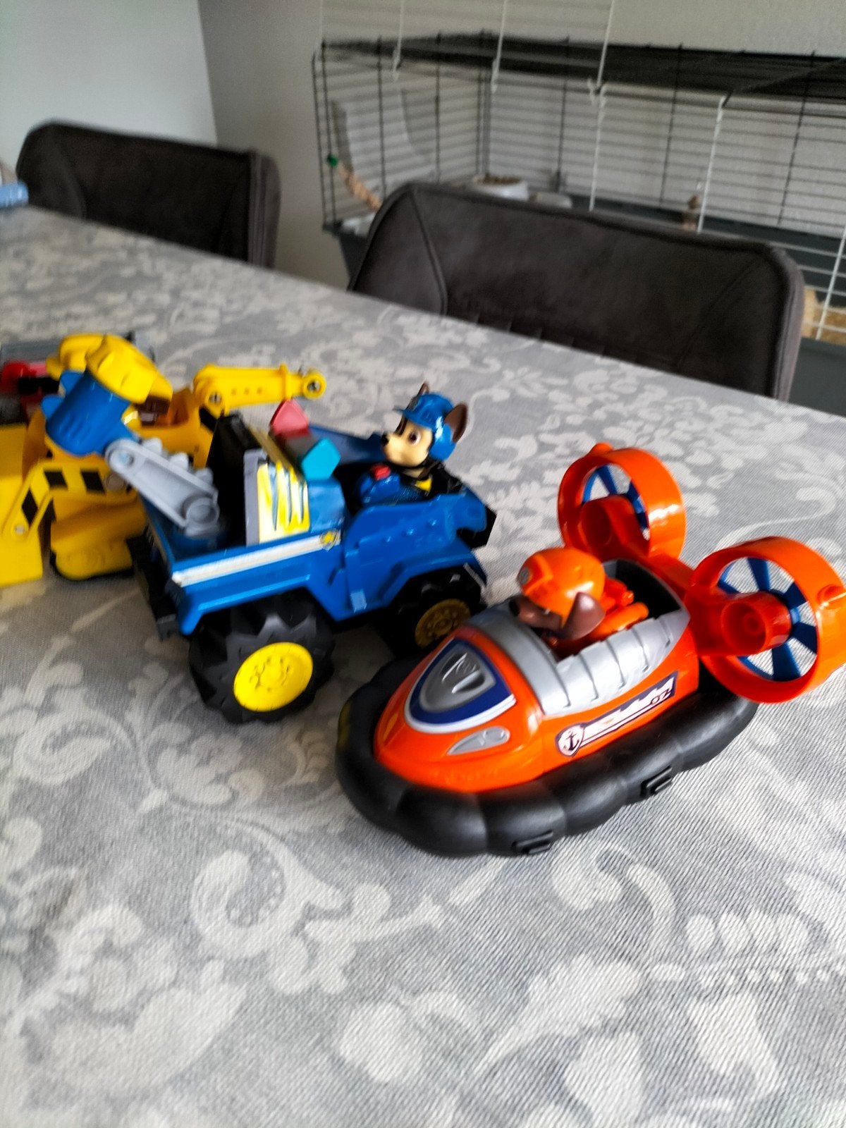Paw Patrol voertuigen en 2 extra speelgoedauto's, Ophalen of Verzenden, Gebruikt