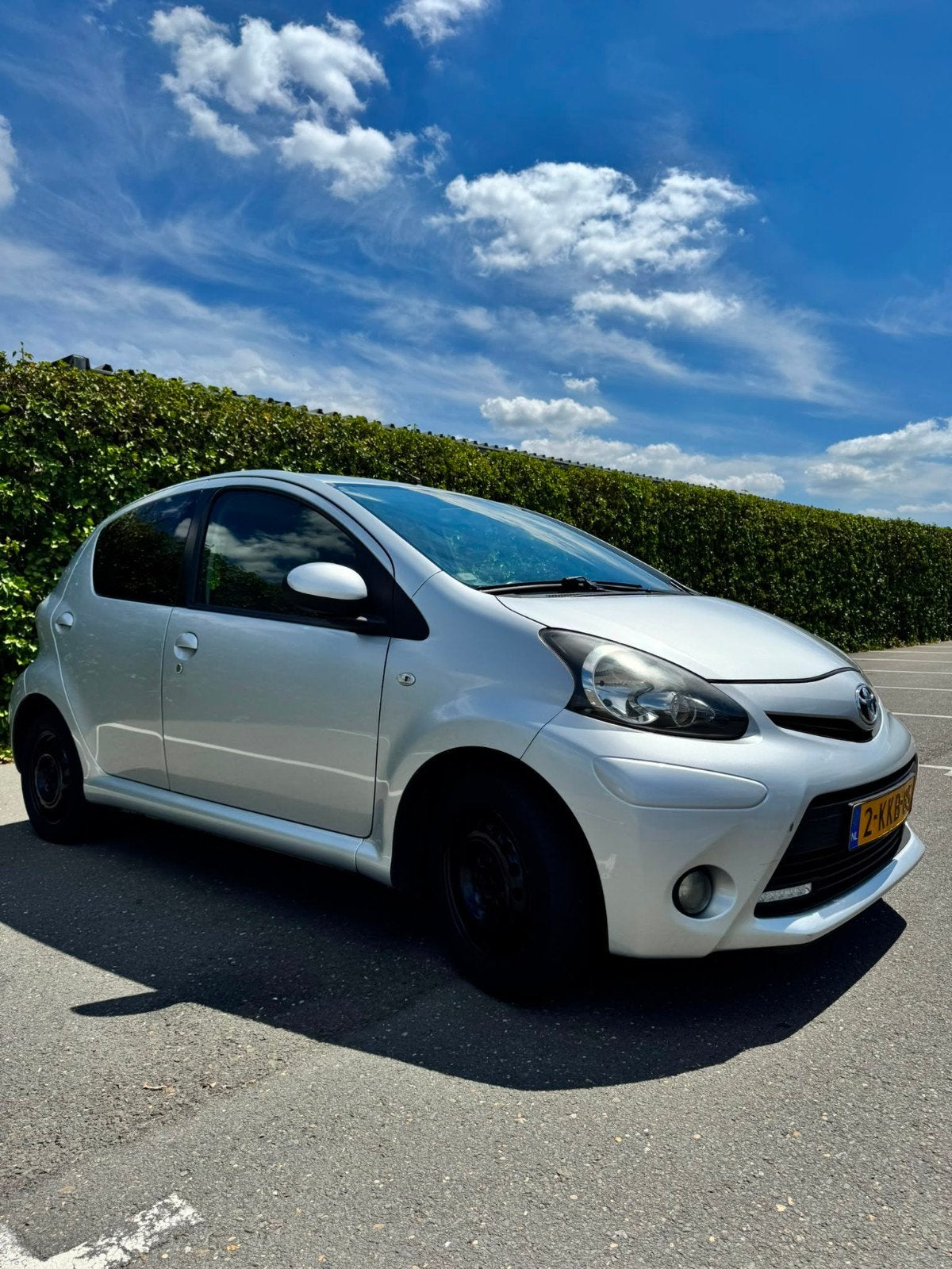 Toyota Aygo 1.0 12V Vvt-i 5DRS 2013 Grijs 1e eigenaar, Stof, Zwart, 4 stoelen, 68 pk