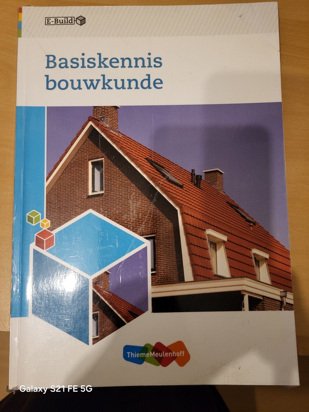 Basiskennis Bouwkunde E-Build Thiememeulenhoff, Ophalen of Verzenden, Gelezen, Bouwkunde, A.H.L.G. Bone, P.M.L. Kruitbosch, A.J.L. Wonders