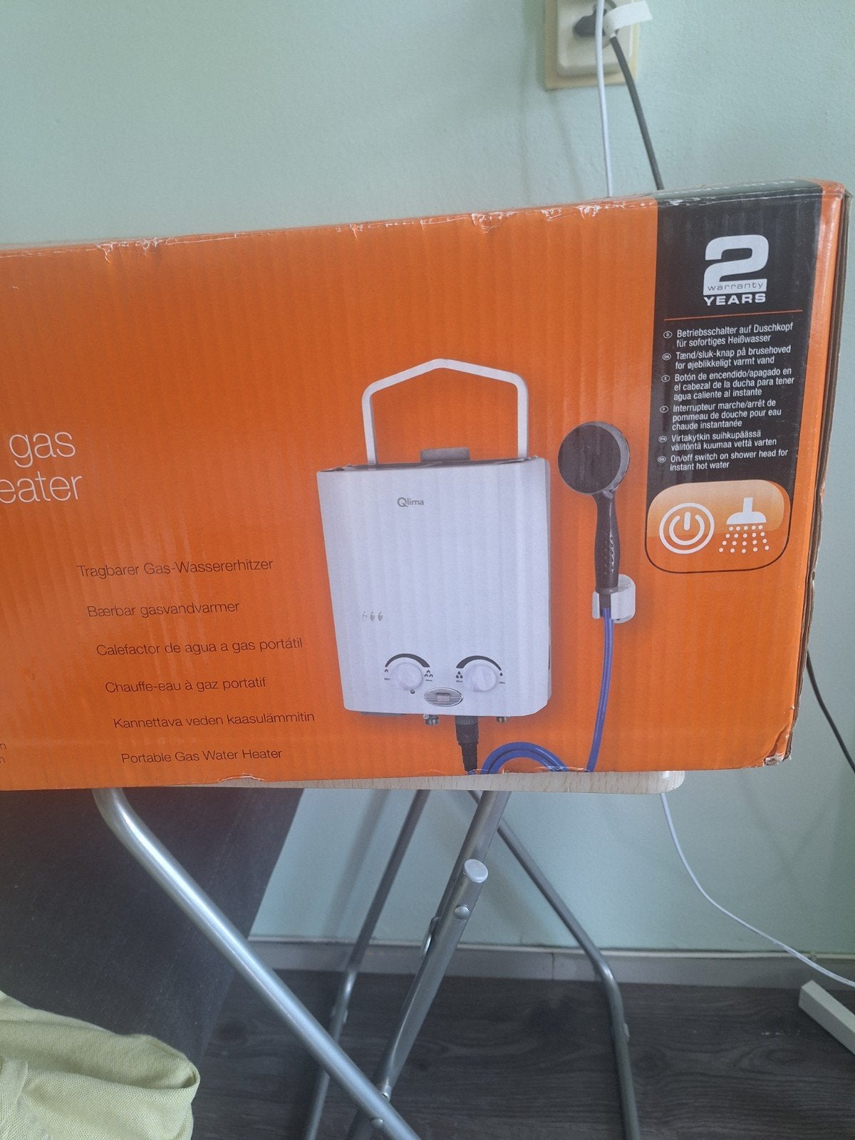 Qlima PWH 1010 Draagbare Gas Geiser - Nieuw in doos, Ophalen of Verzenden, Minder dan 3 jaar oud, Minder dan 20 liter, Propaan of Butaan