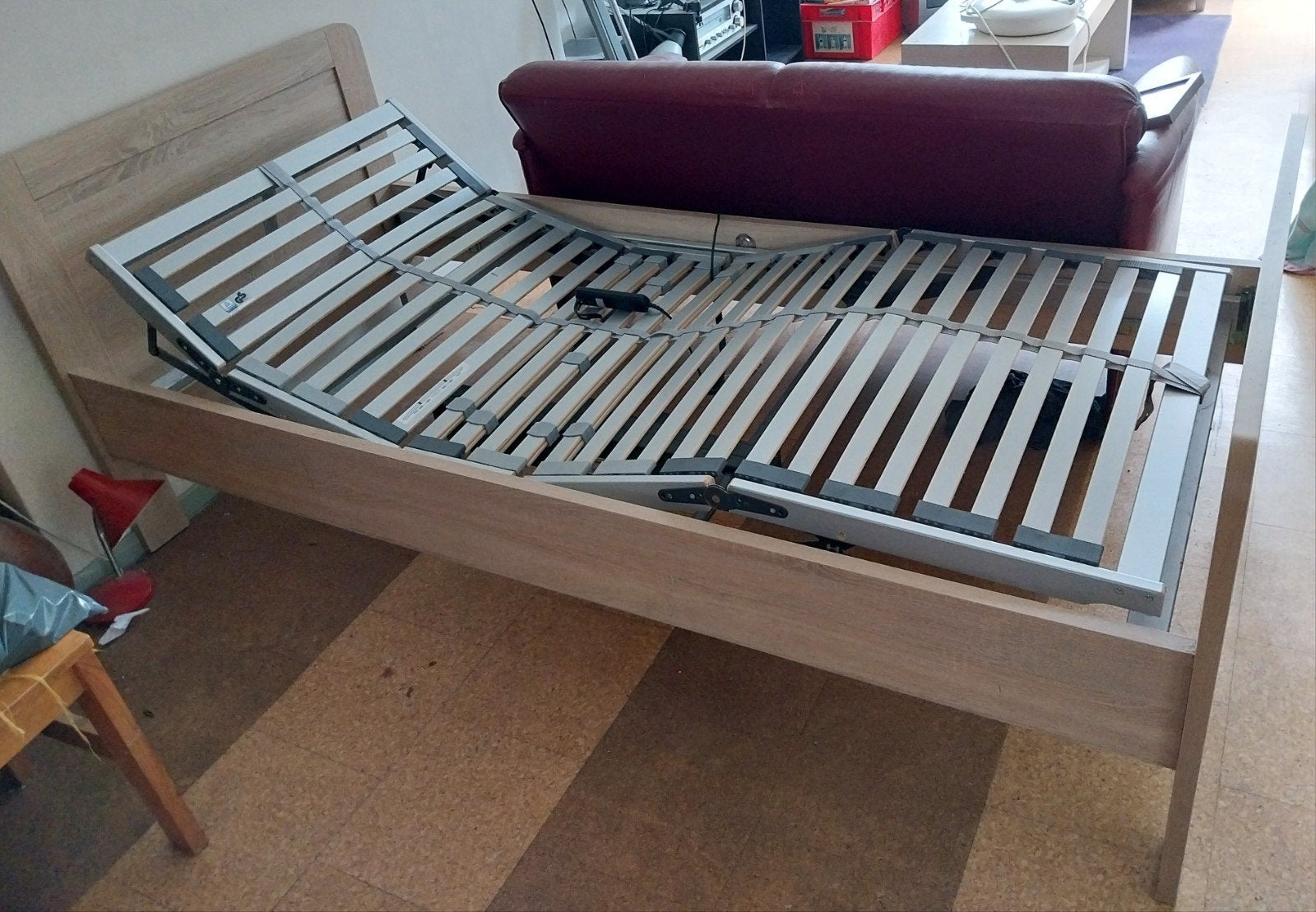 Seniorenbed elektrisch verstelbaar, Huis en Inrichting, Slaapkamer | Bedden, Ophalen, 90 cm, Eenpersoons, Beige