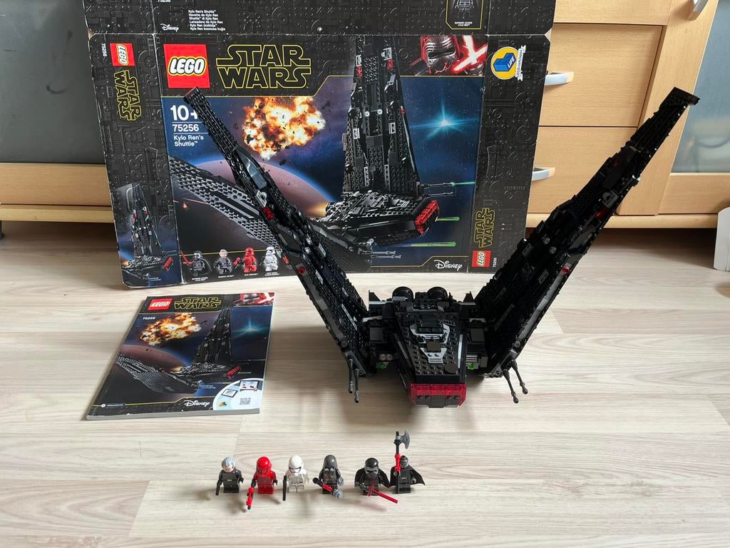 75256: Kylo Ren's Shuttle, Ophalen, Zo goed als nieuw