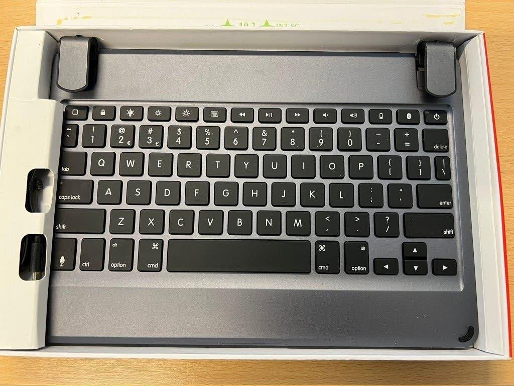 BRYDGE Draadloos Keyboard v. Ipad 10.2  7th+8th gen 20 euro, Ophalen, Brydge, Nieuw, Draadloos