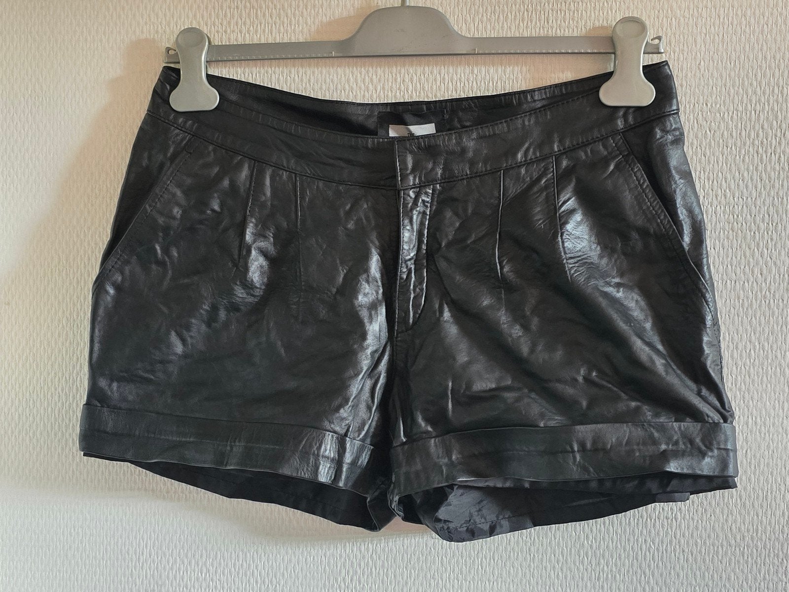 The Wardrobe Leren Shorts Zwart Maat M, Maat 38/40 (M), Kort, Ophalen of Verzenden, Gedragen