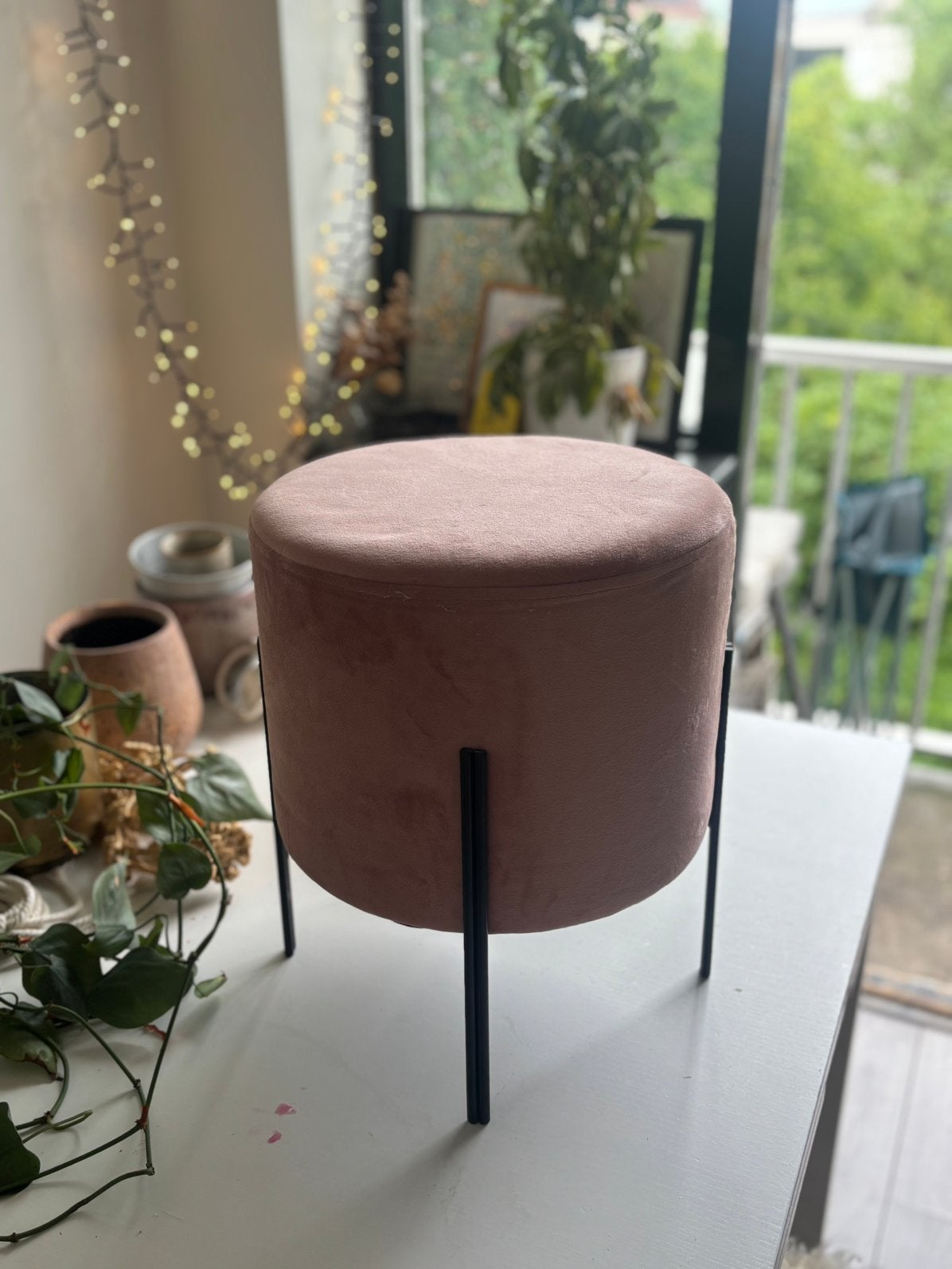 Roze krukje / poef, Huis en Inrichting, Krukjes, Ophalen, Zo goed als nieuw, Hout
