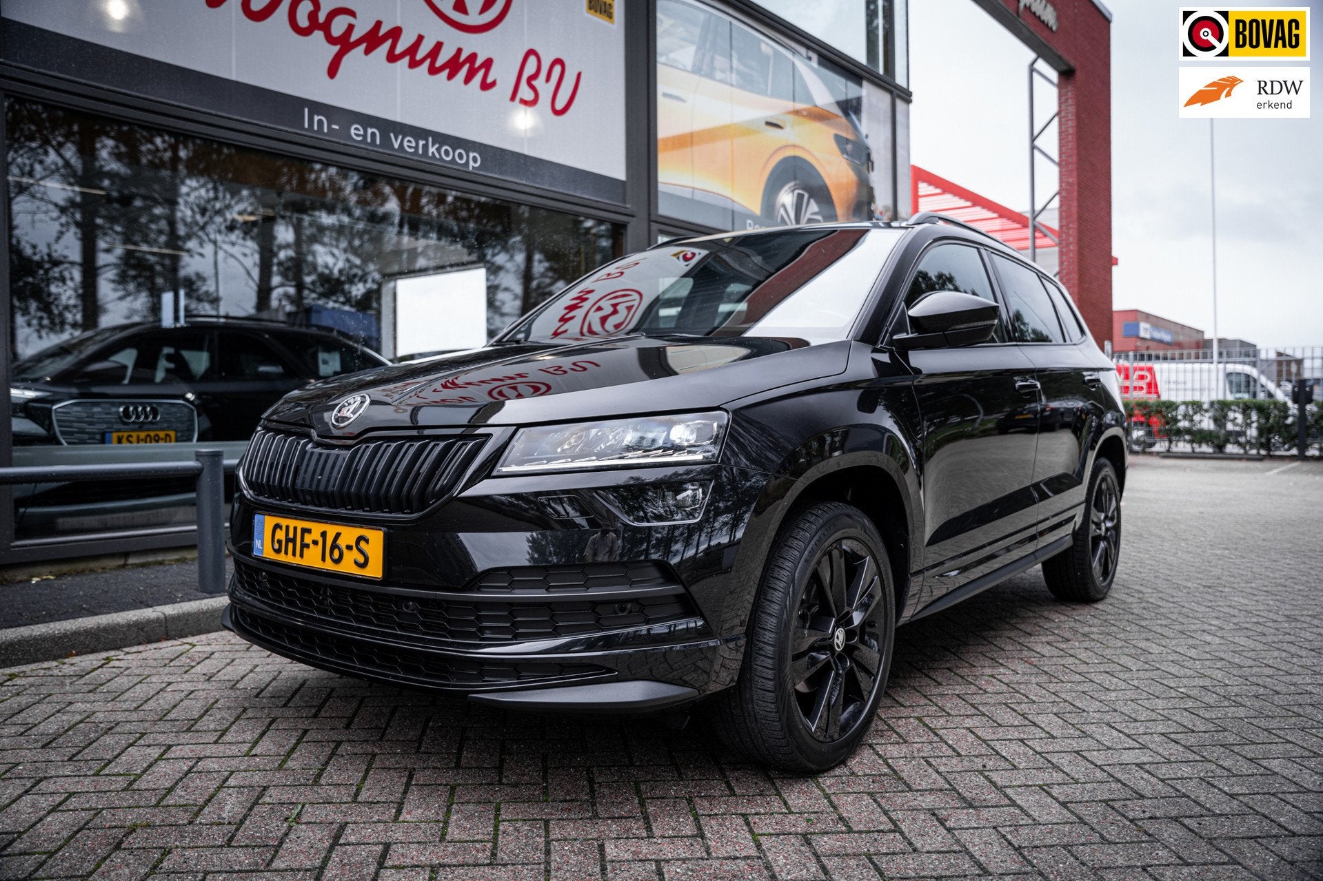 Skoda Karoq 1.5 TSI ACT Sportline Business | Autom. | Navi |, Auto's, Automatische klimaatregeling, Stof, 4 cilinders, 150 pk