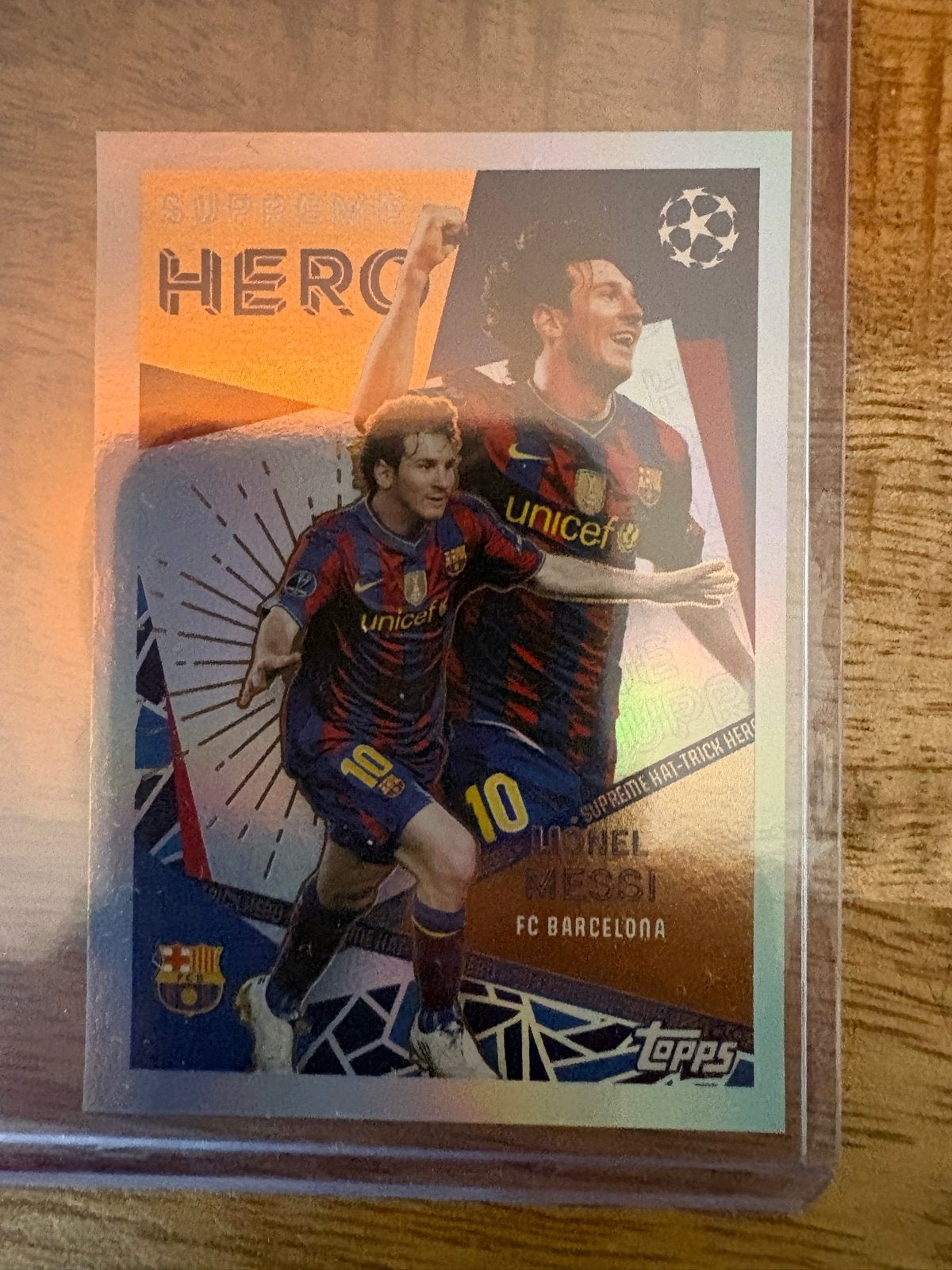 Lionel Messi Topps sticker Supreme Hero Kaart 2025/26, Ophalen of Verzenden, Nieuw, Buitenlandse clubs, Spelerskaart