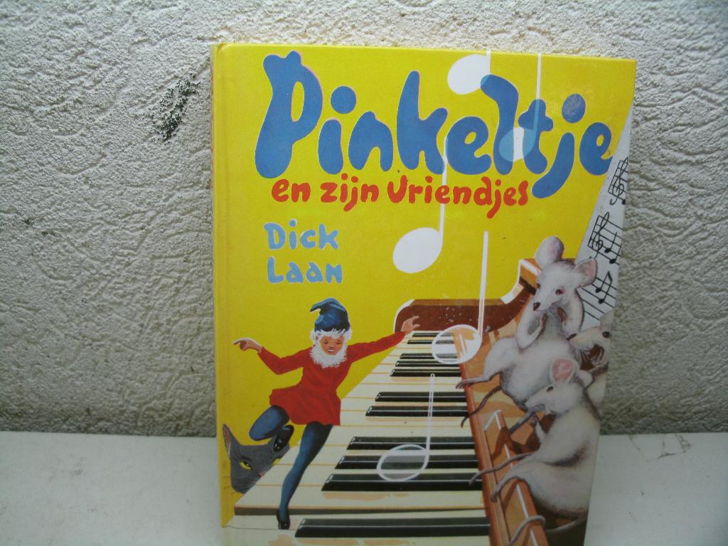 boek 24 pinkeltje en zijn vriendjes, Ophalen, Fictie algemeen