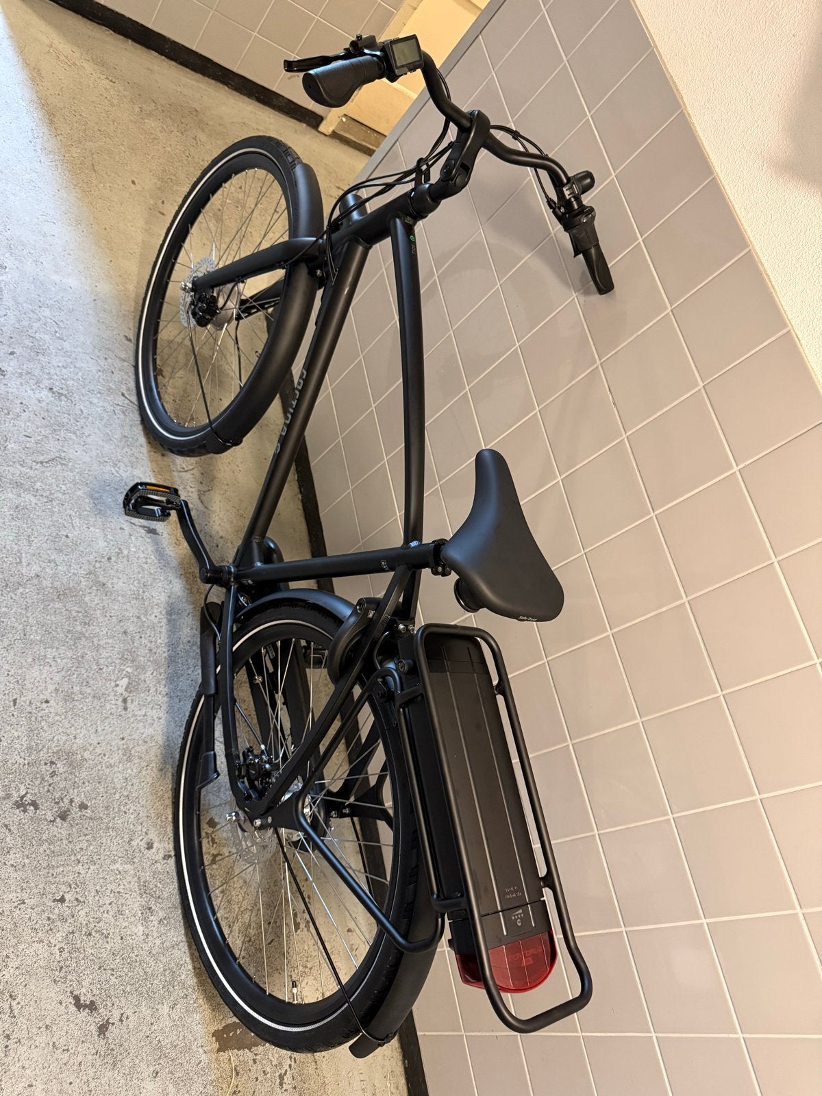 De Cortina E-Tide Voorwielmotor 2026 Nieuw - Zwart, Fietsen en Brommers, Elektrische fietsen, Ophalen, Zo goed als nieuw, Cortina