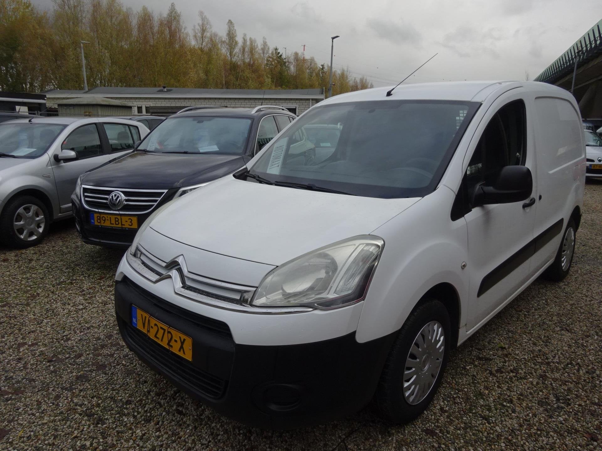 Citroen Berlingo 1.6 e-HDI Club XL Automaat, Nieuwe disribut, Euro 5, Stof, Gebruikt, 4 cilinders