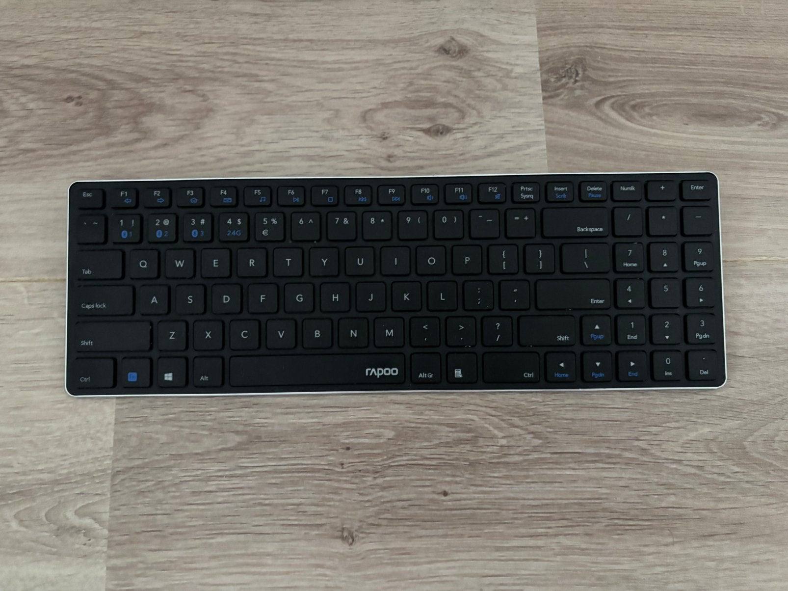 Draadloze Toetsenbord, Computers en Software, Toetsenborden, Ophalen of Verzenden, Qwerty, Zo goed als nieuw, Draadloos