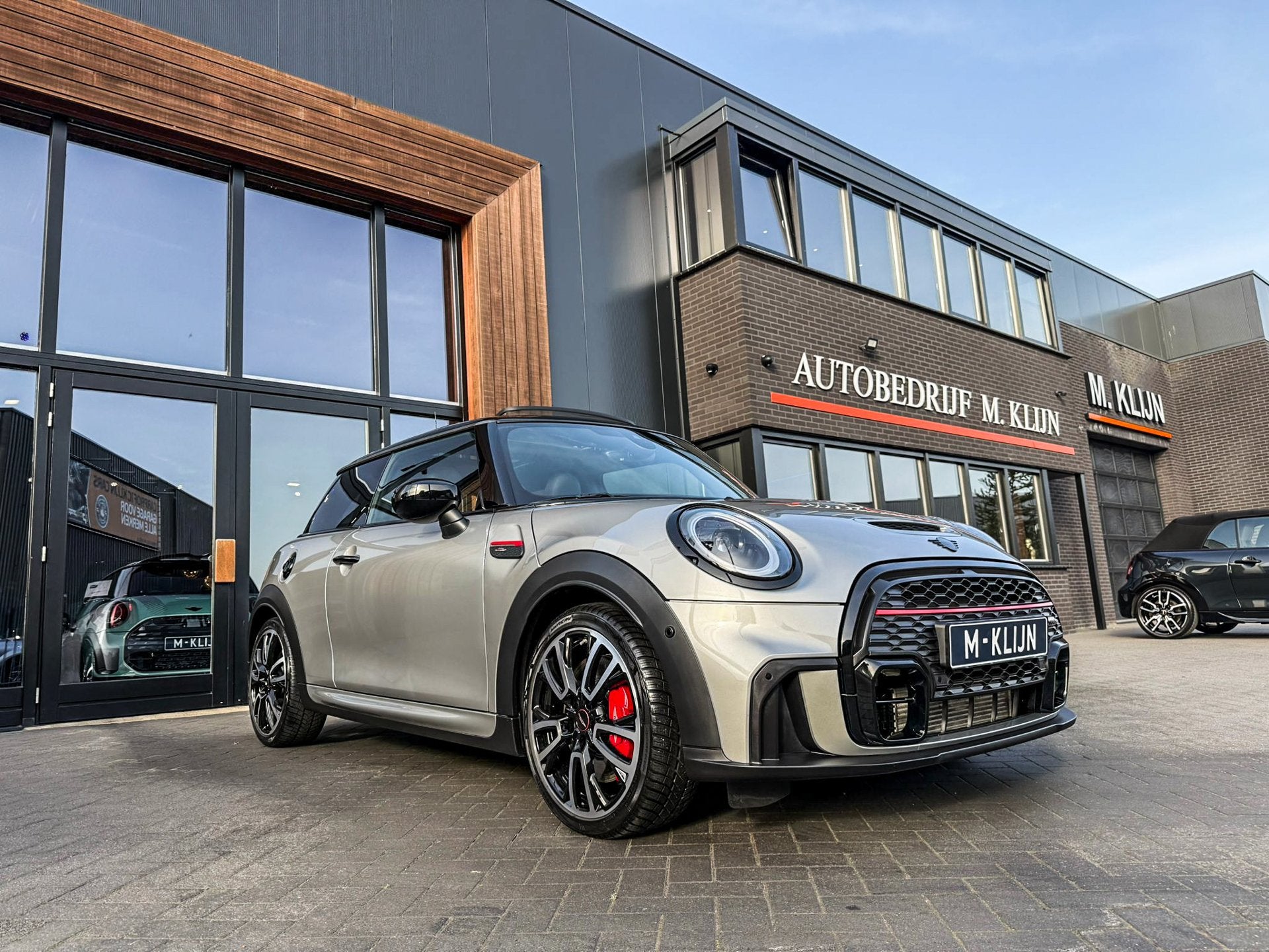 Mini Mini 2.0 John Cooper Works JCW Pack F1 aut 231pk/Pano/C, Auto's, Mini, 1998 cc, Gebruikt, Zwart, 4 cilinders