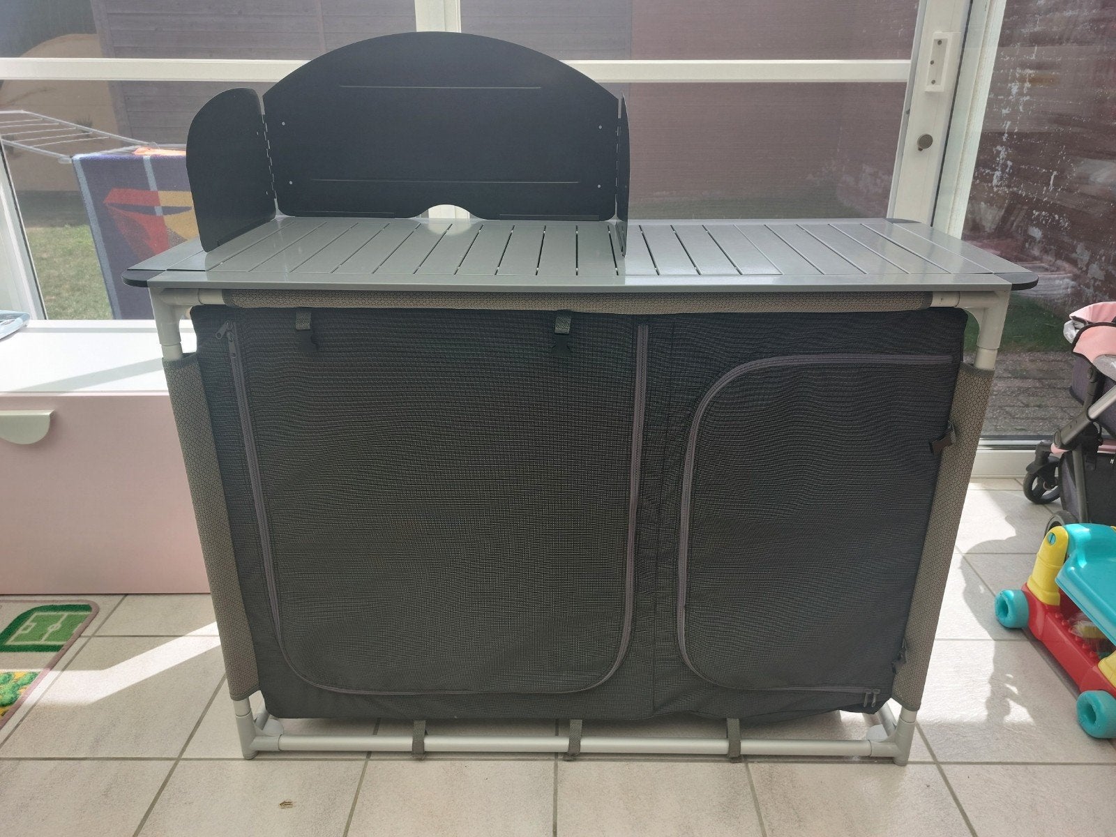 Campingkeuken met opbergruimte en windscherm, Caravans en Kamperen, Kampeeraccessoires, Ophalen, Gebruikt