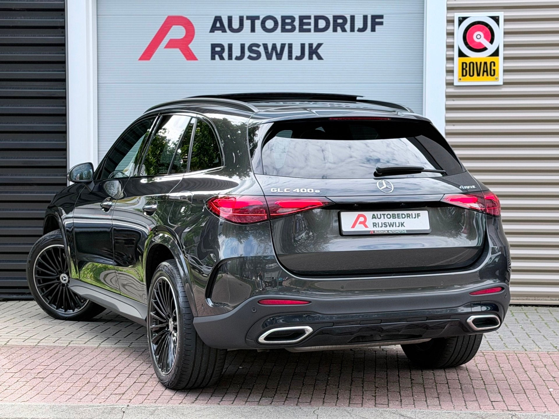 Mercedes-Benz GLC-klasse 400e 4MATIC AMG Pano/Memory/Burmest, Auto's, Automaat, Gebruikt, Alcantara, Origineel Nederlands