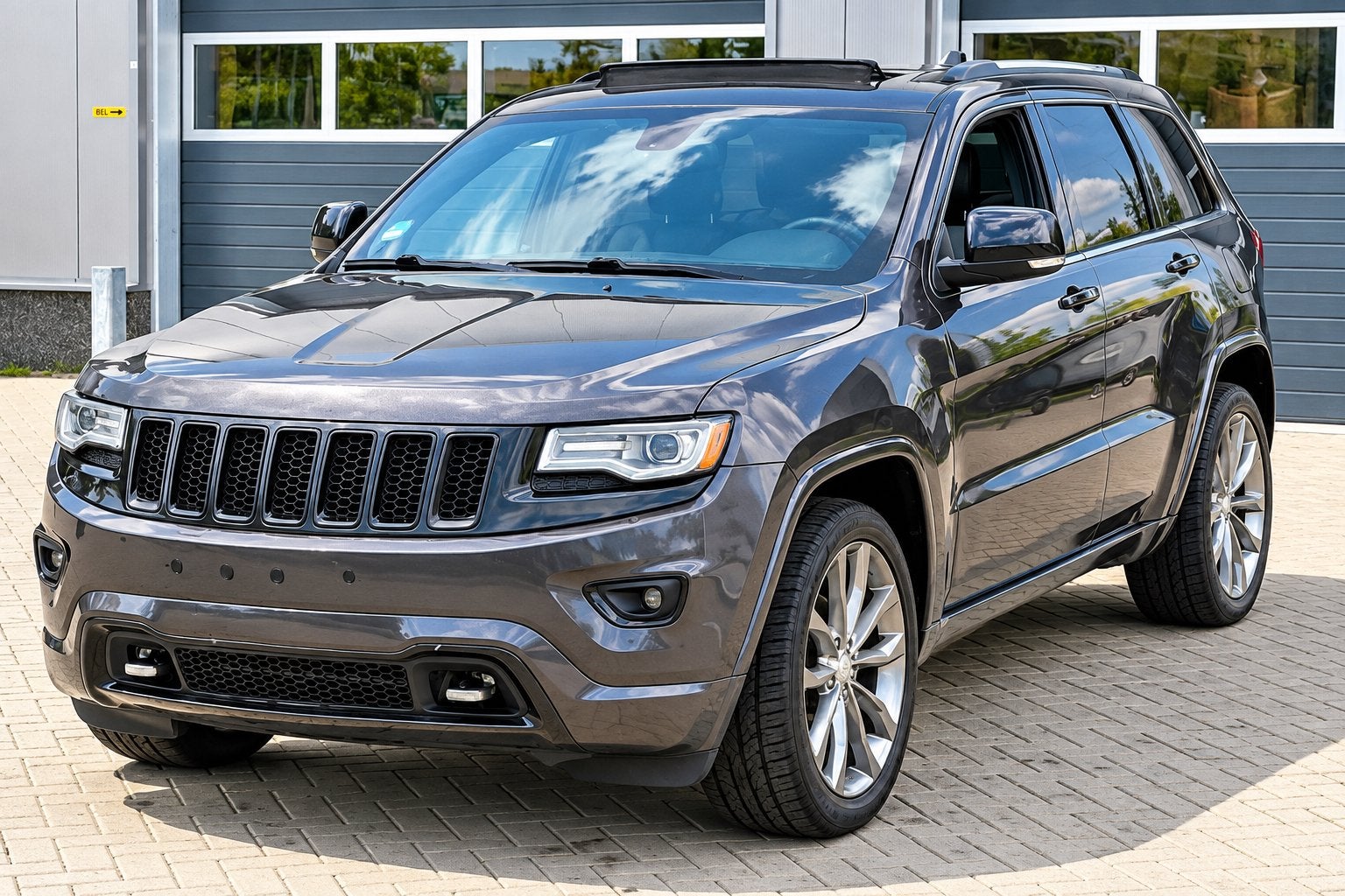 JEEP GRAND CHEROKEE 3.6 V6 PANO/NAVI/LEER LIMITED EDITION‼️, Automaat, Zwart, Bedrijf, SUV of Terreinwagen