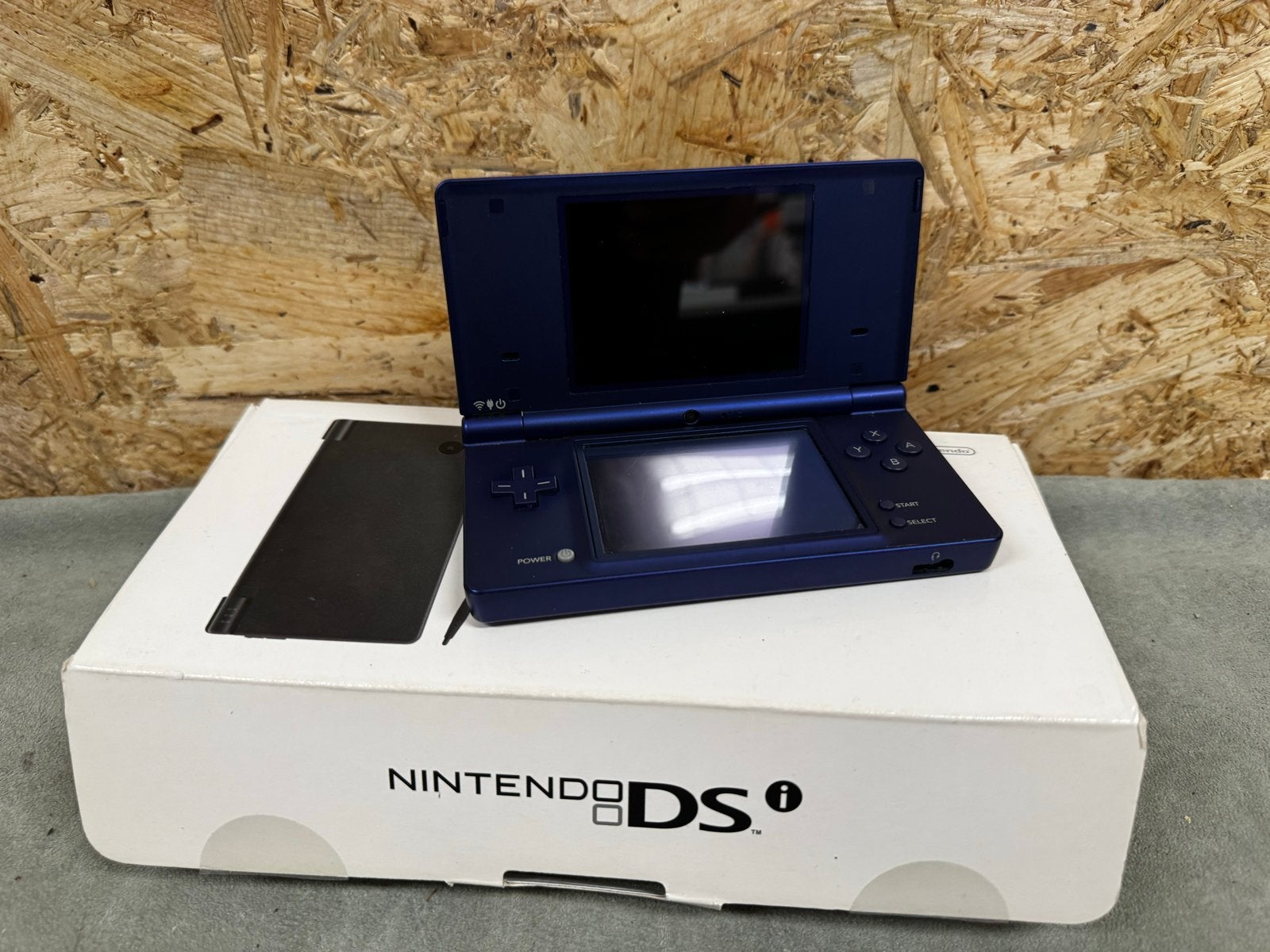Nintendo DSi Metallic Blue + R4i Card - in Doos - ReK4, Blauw, Dsi, Ophalen of Verzenden, X