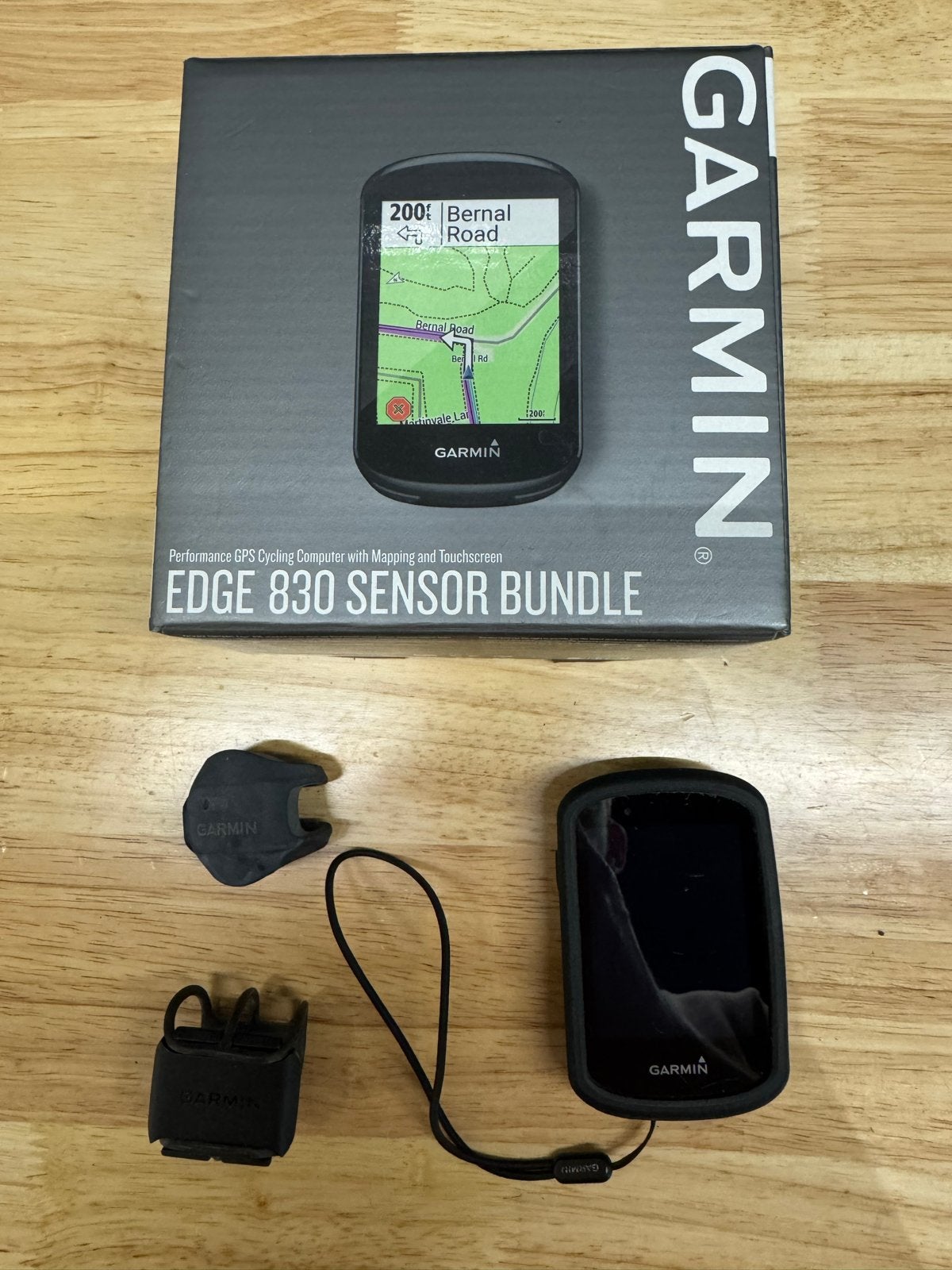 Garmin Edge 830 Sensor Bundel - Zo goed als nieuw, Fietsen en Brommers, Fietsaccessoires | Fietscomputers, Ophalen of Verzenden