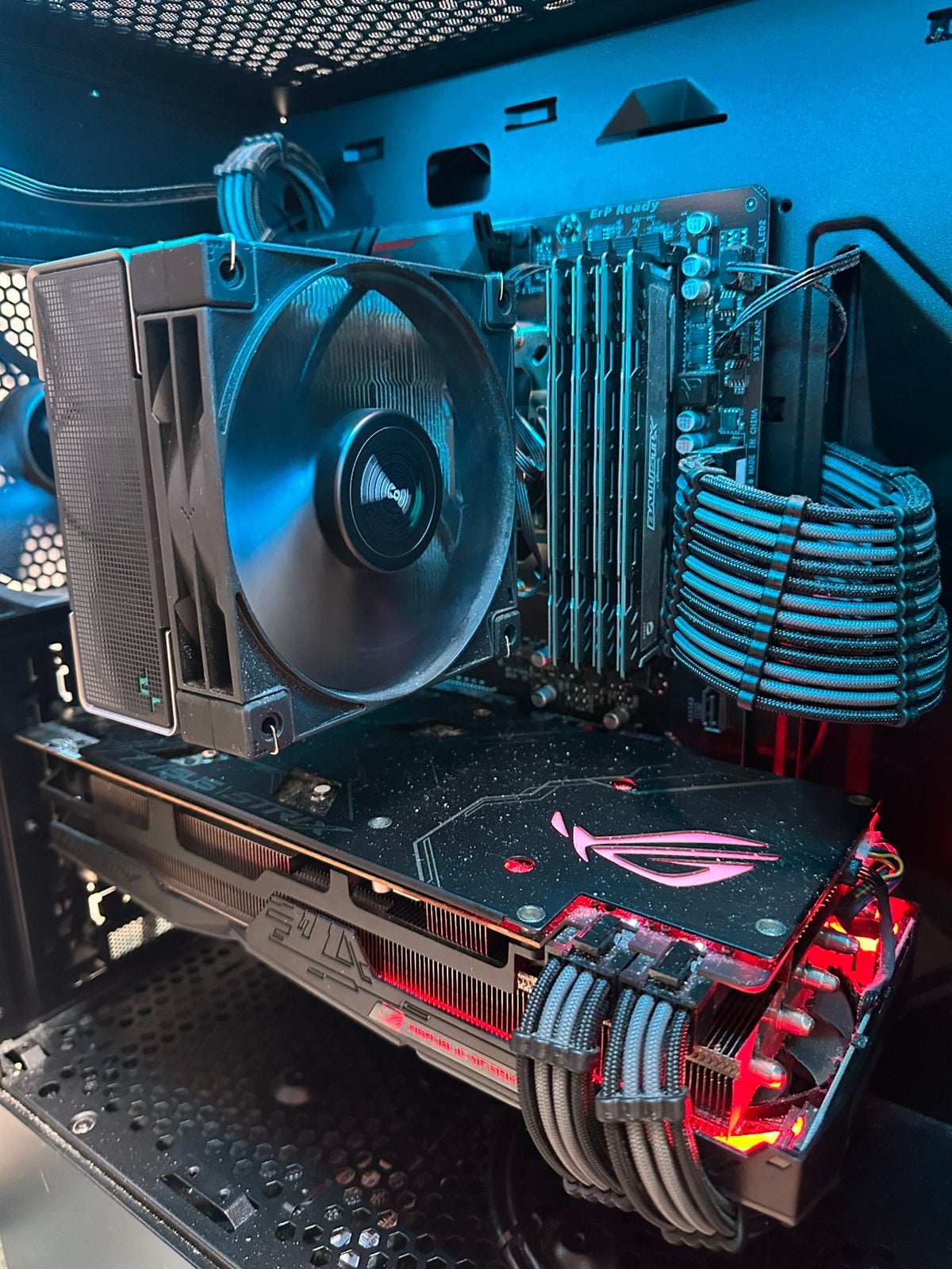 Gaming PC RX 5700 XT + 27" LG 165Hz 2K 16GB + SSD 3TB, Gebruikt, Overige genres, 1 speler, Virtual Reality