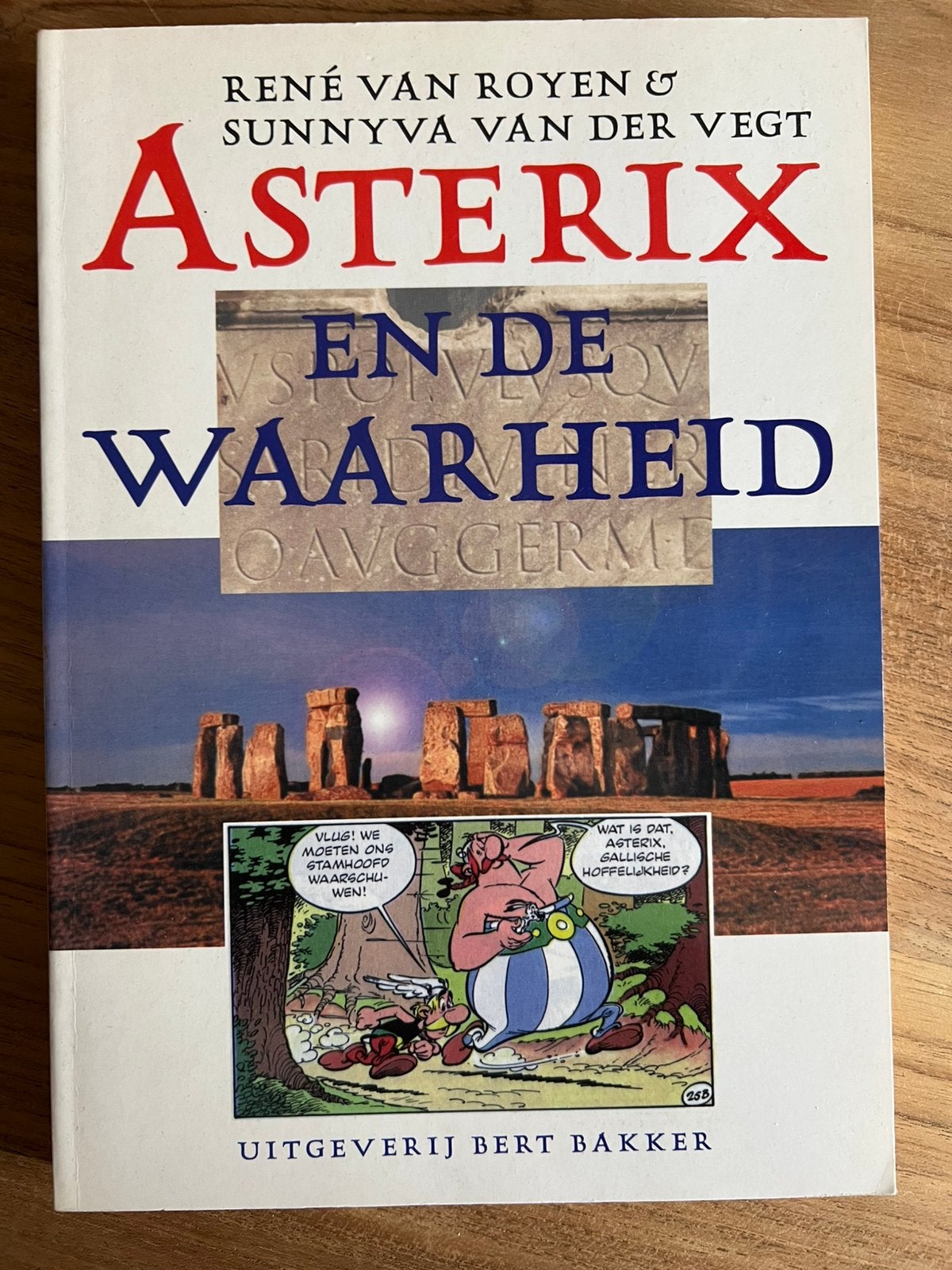 S. van der Vegt - Asterix en de waarheid, Ophalen, Zo goed als nieuw, S. van der Vegt; R. van Royen