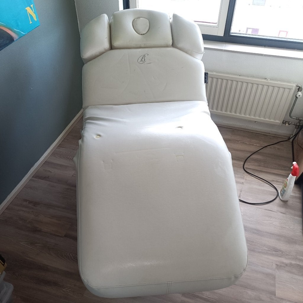 Bellezi Automatische Behandelstoel wit, Visagie