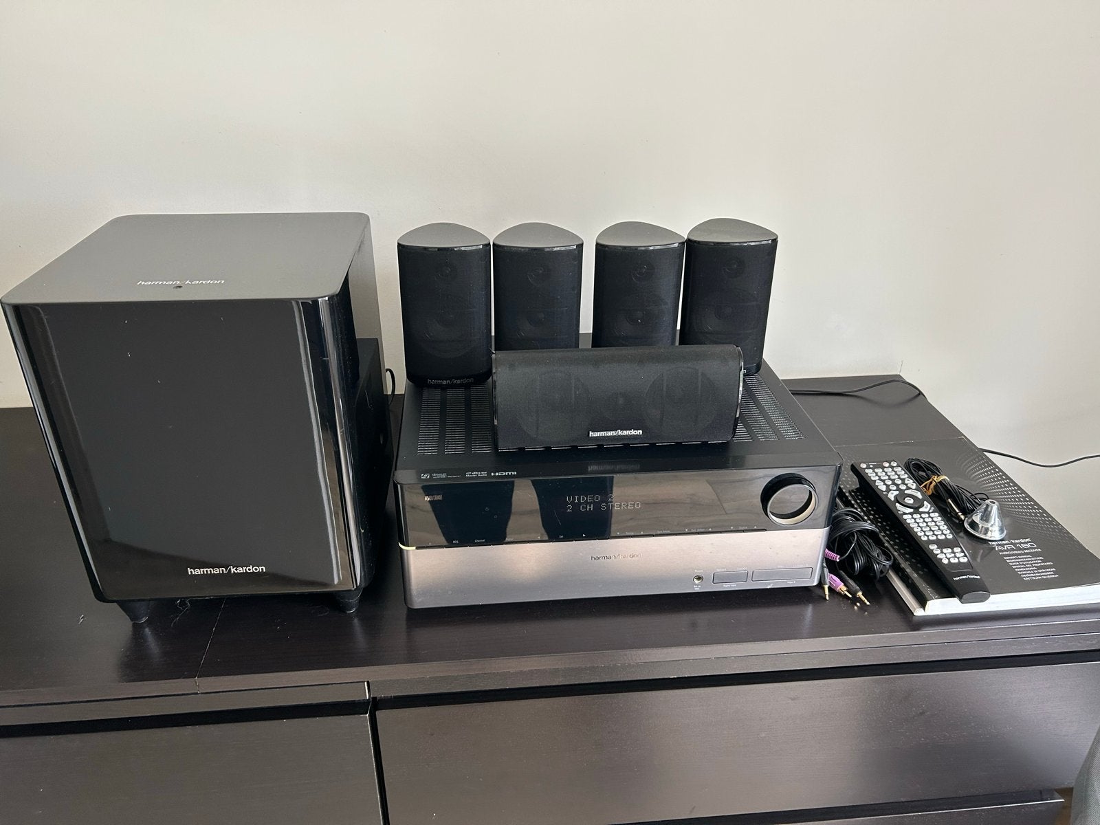 Harman Kardon Home Cinema Set (AVR 151S, HKTS 210SUB/230), Audio, Tv en Foto, Home Cinema-sets, 70 watt of meer, Zo goed als nieuw