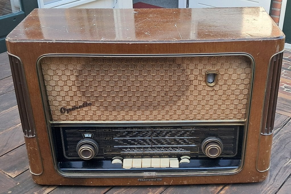 Volledig gerestaureerde  Telefunken Operette 7 buizenradio, Antiek en Kunst, Ophalen of Verzenden