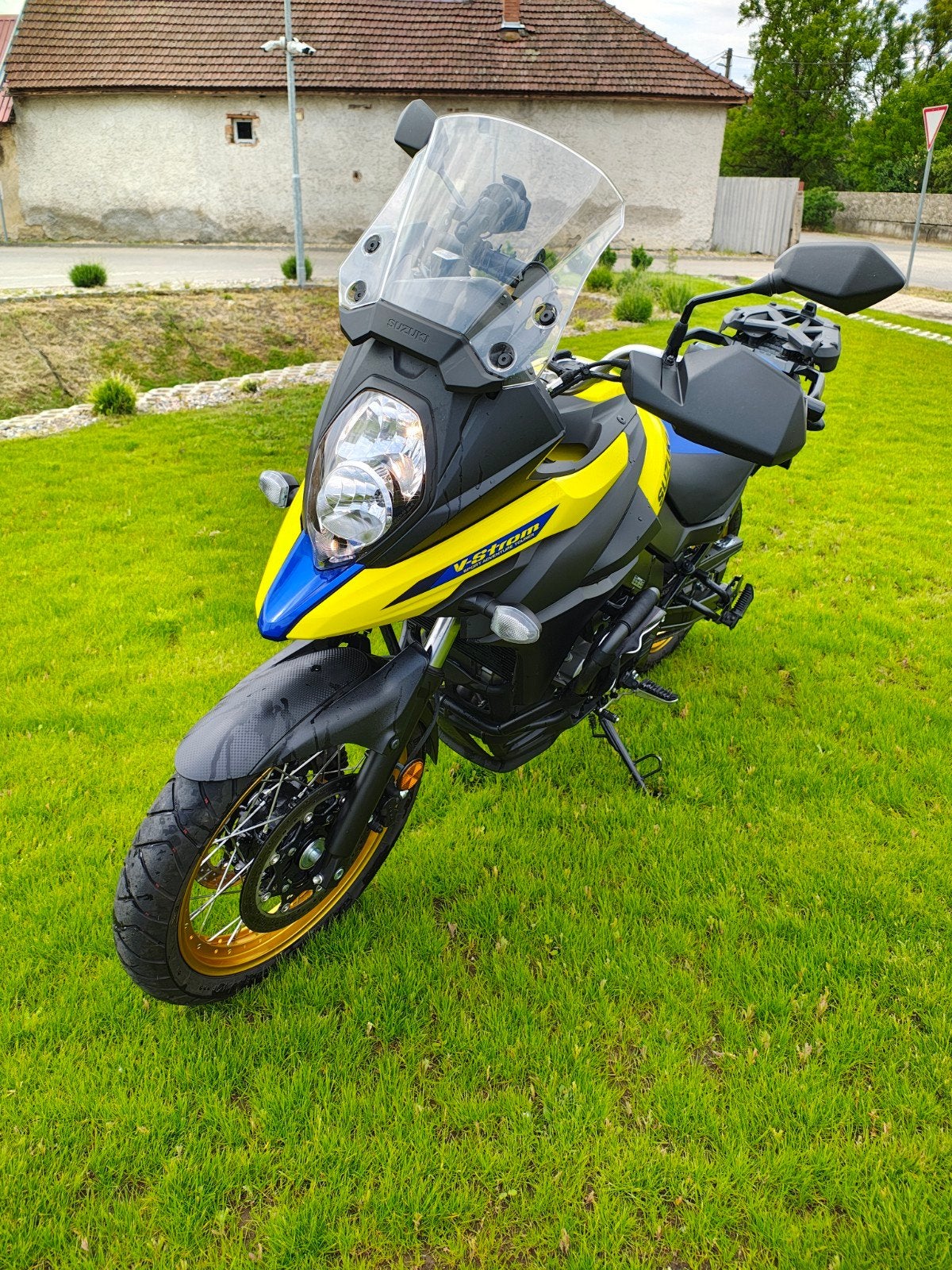 V strom 650 XTA, Motoren, Particulier, Toermotor