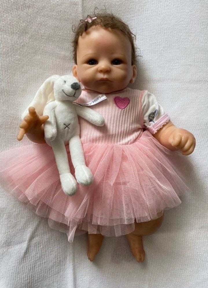 Mooi Reborn baby meisje, Verzamelen, Poppen, Verzenden, Zo goed als nieuw, Babypop