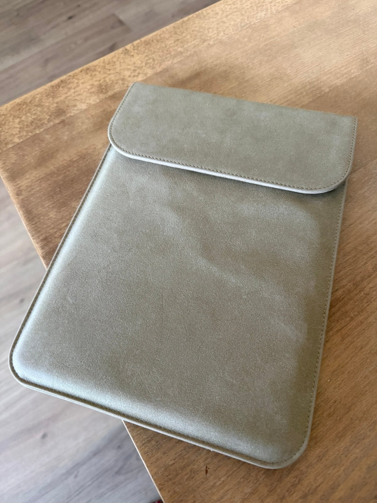 Foto 10 van MacBook air 13” rose - NIEUWSTAAT (17 laadcycli / Accu 100%)