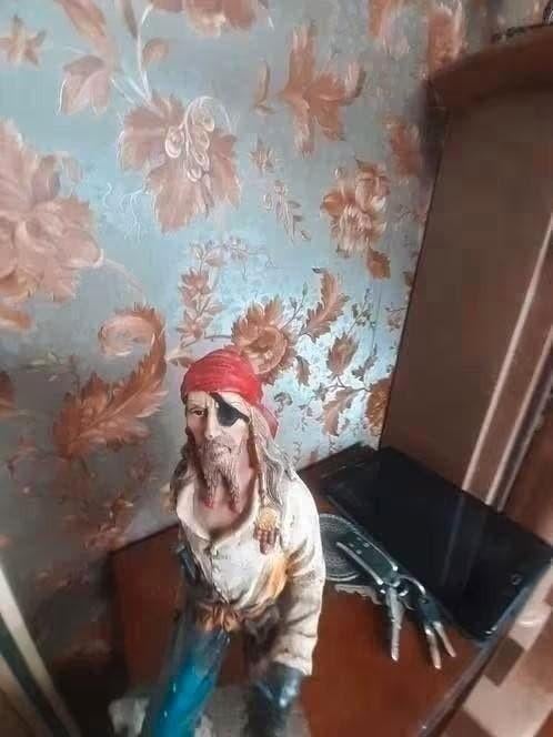 Oud piraten beeld mist zwaard, Ophalen of Verzenden