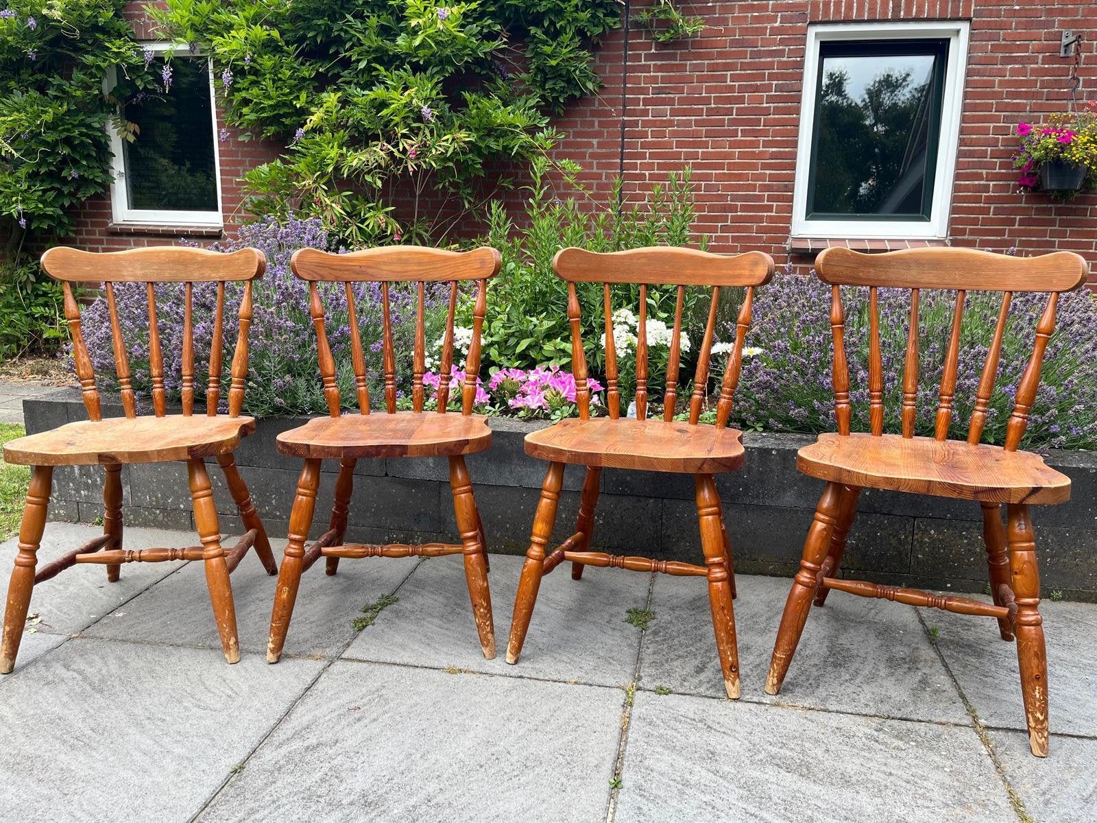 4 houten stoelen, Huis en Inrichting, Stoelen, Gebruikt, Bruin, Ophalen of Verzenden, Vier
