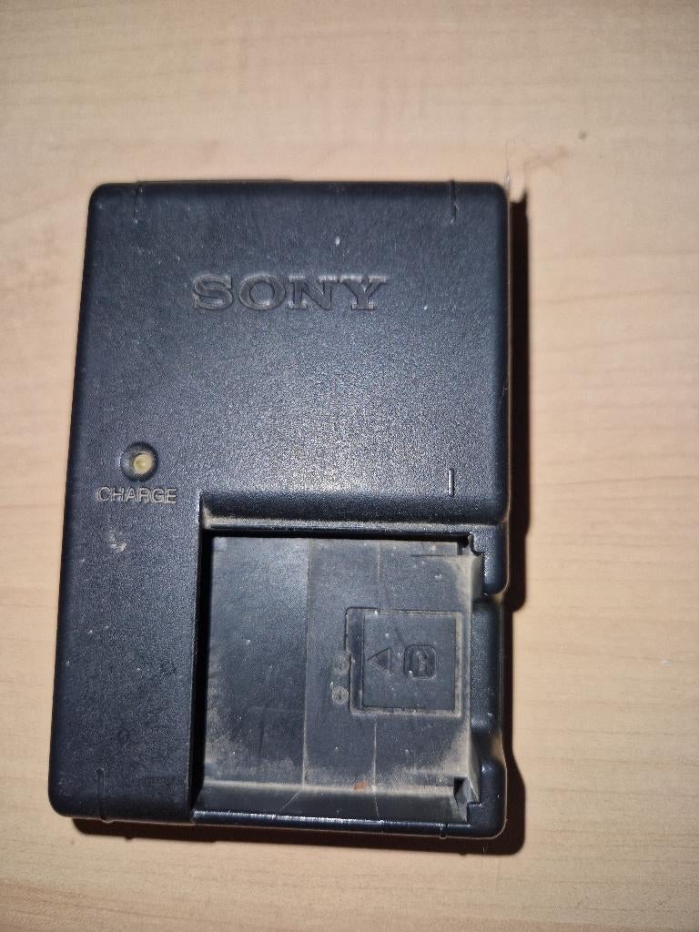 sony baterijlader, Audio, Tv en Foto, Fotografie | Accu's en Batterijen, Ophalen of Verzenden