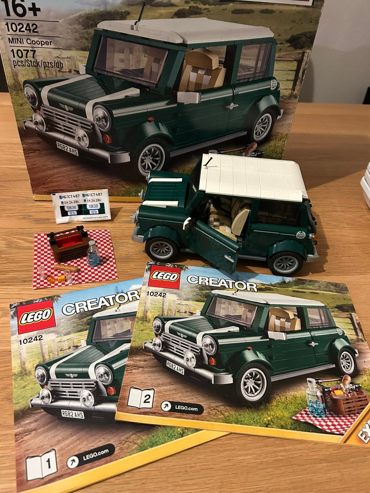 Lego creator expert Mini Cooper 10242, Kinderen en Baby's, Speelgoed | Duplo en Lego, Lego, Ophalen of Verzenden, Zo goed als nieuw