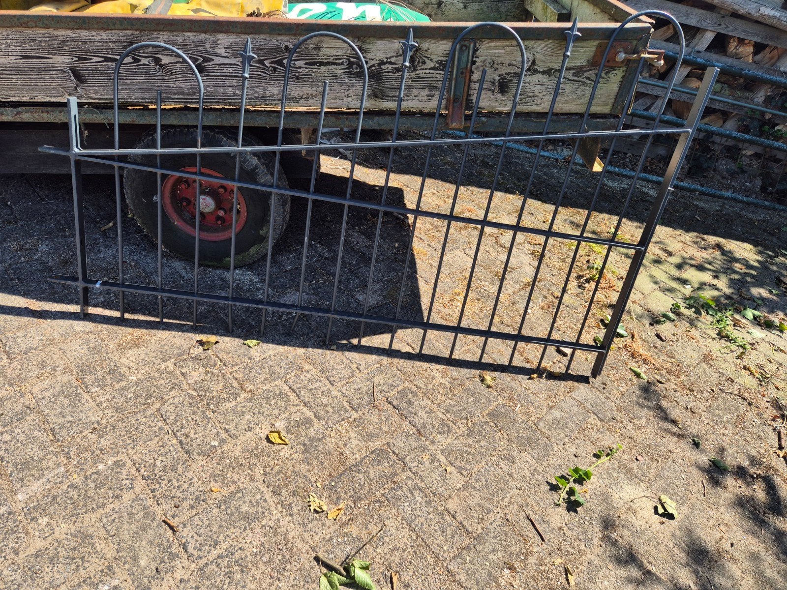 Gebruikt ijzeren sierhekwerk, diverse delen, Tuin en Terras, Tuinhekken en Hekwerk, Ophalen, Met poort, Gebruikt, Sierhekwerk