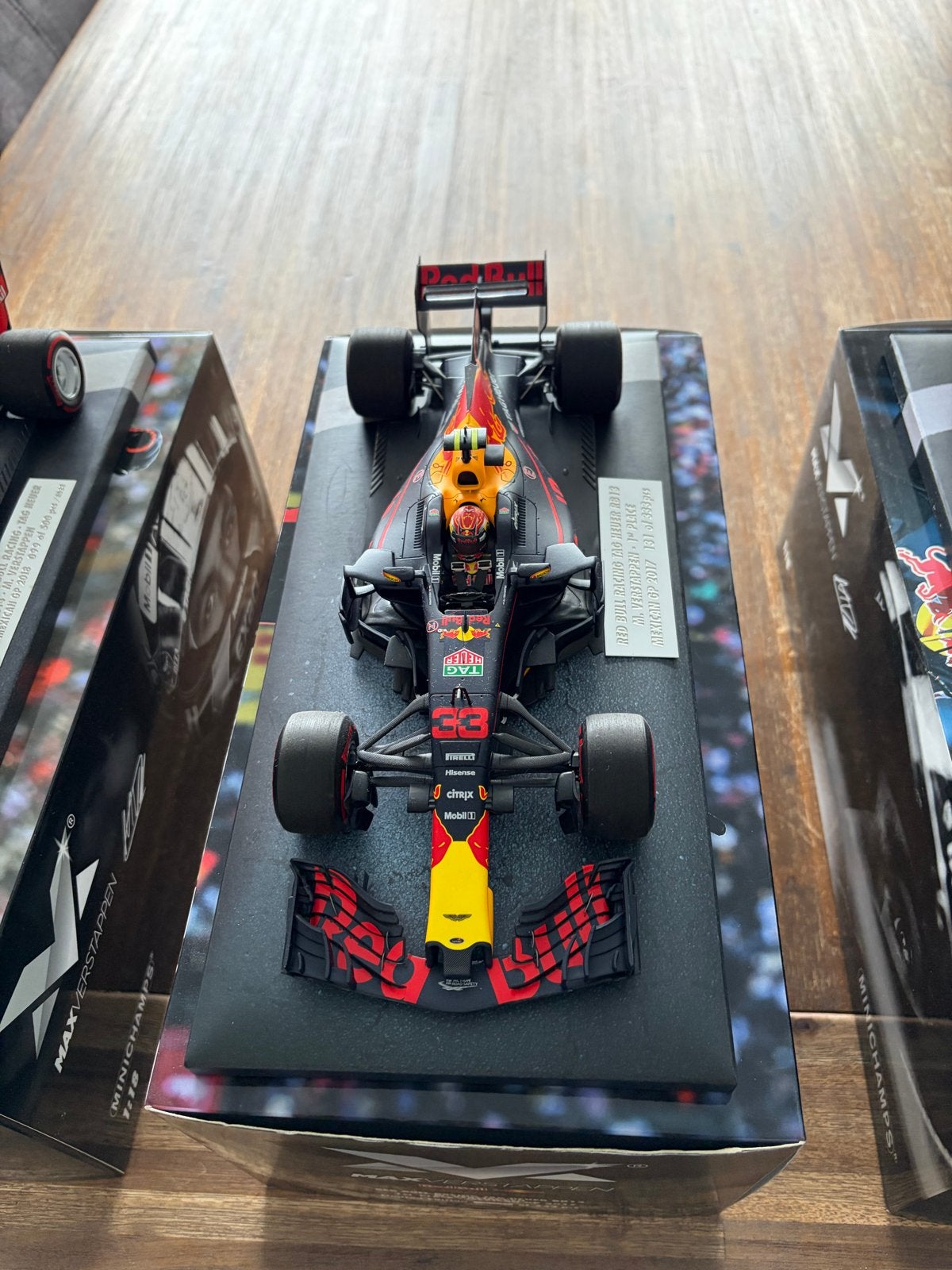 Max Verstappen Red Bull Racing RB13 - Mexicaanse GP 2017, Ophalen of Verzenden, Zo goed als nieuw, Auto, Overige merken