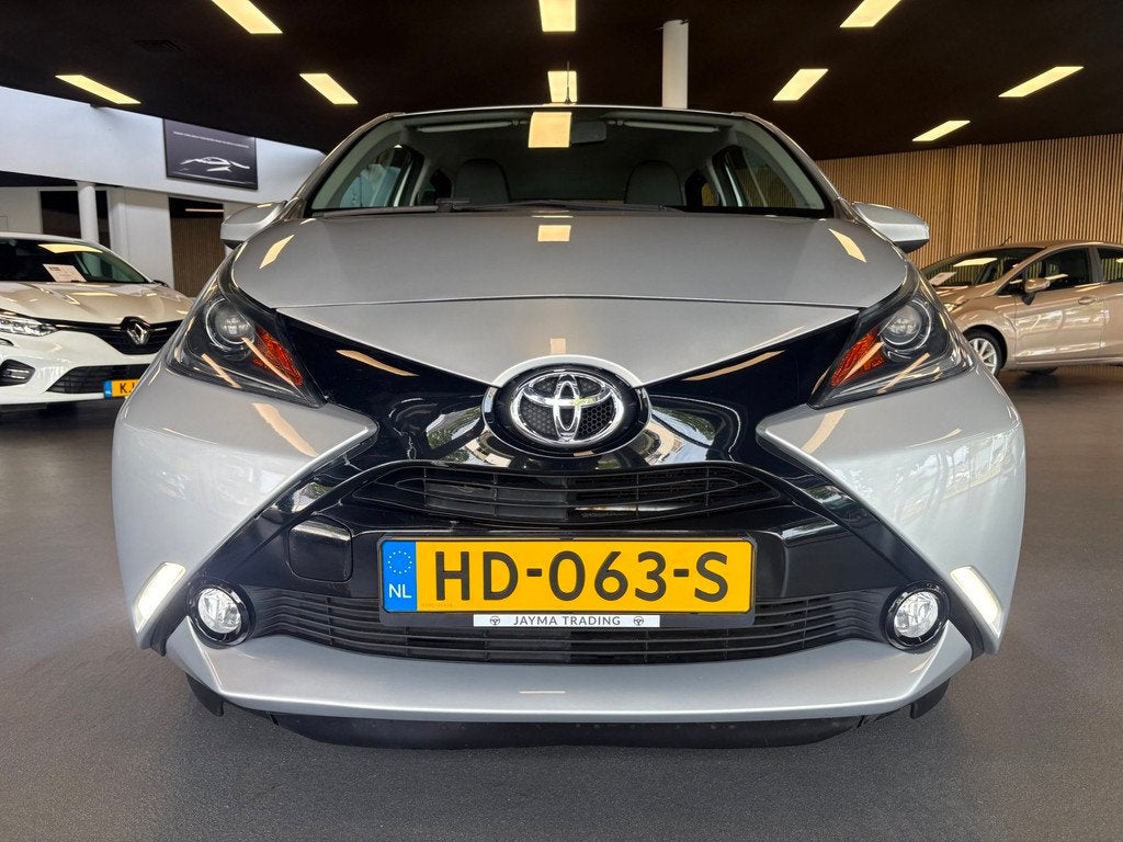 Toyota Aygo 1.0 VVT-i x-play, Auto's, Toyota, Voorwielaandrijving, Stof, Gebruikt, Euro 6