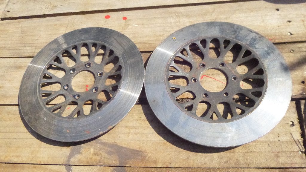 Suzuki GS 550 Remschijven, Ophalen of Verzenden, Gebruikt