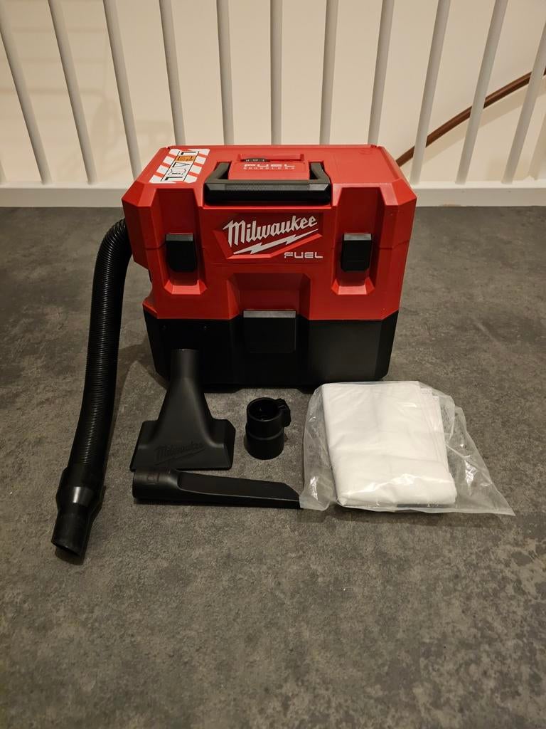 Milwaukee M12 FCVL-0 12V Li-Ion Accu Nat/Droogzuiger, Witgoed en Apparatuur, Stofzuigers, Overige merken, Verzenden, Draadloos