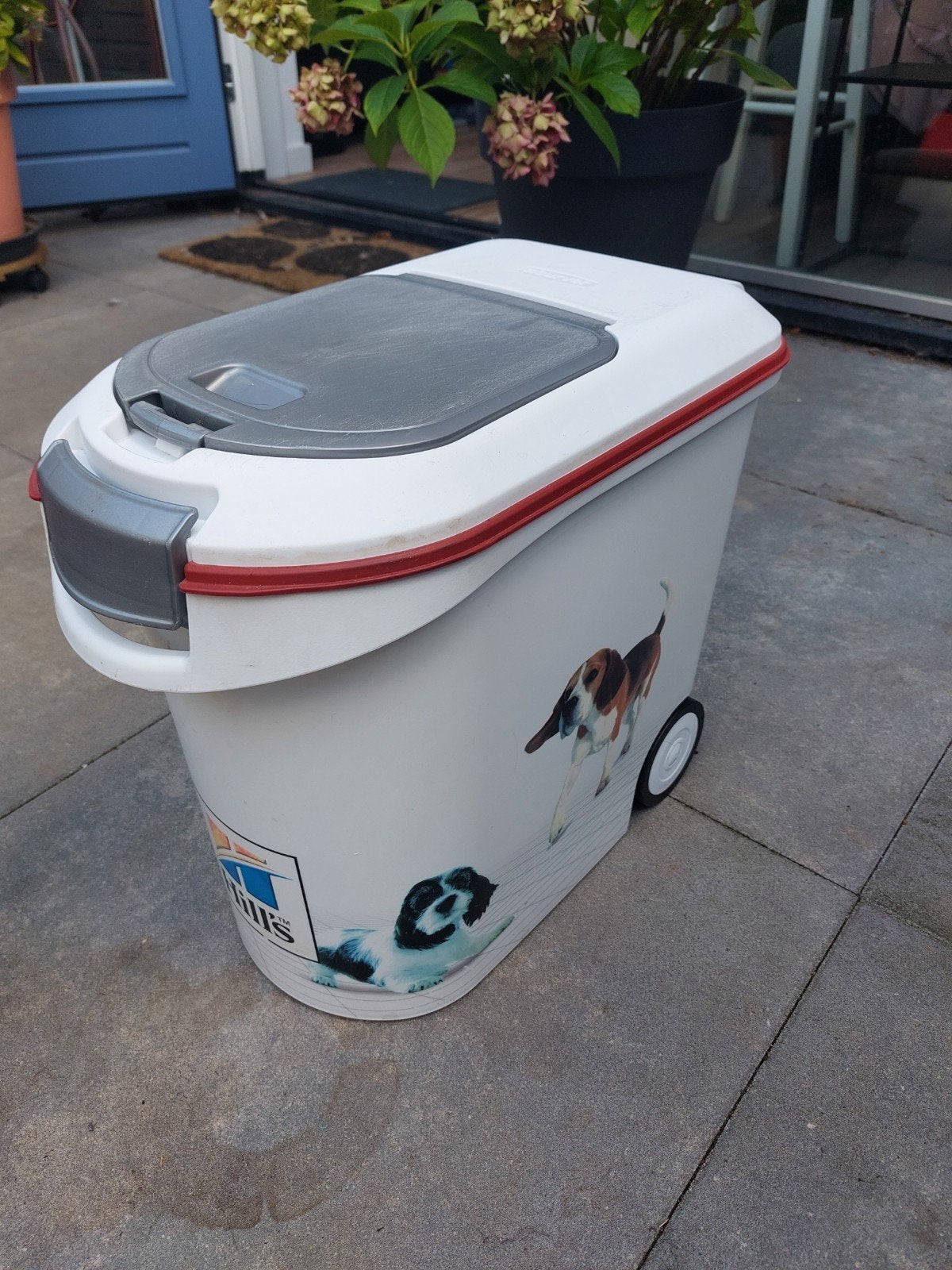 Grote curver voerton 12 kg/35 l, Dieren en Toebehoren, Ophalen, Gebruikt