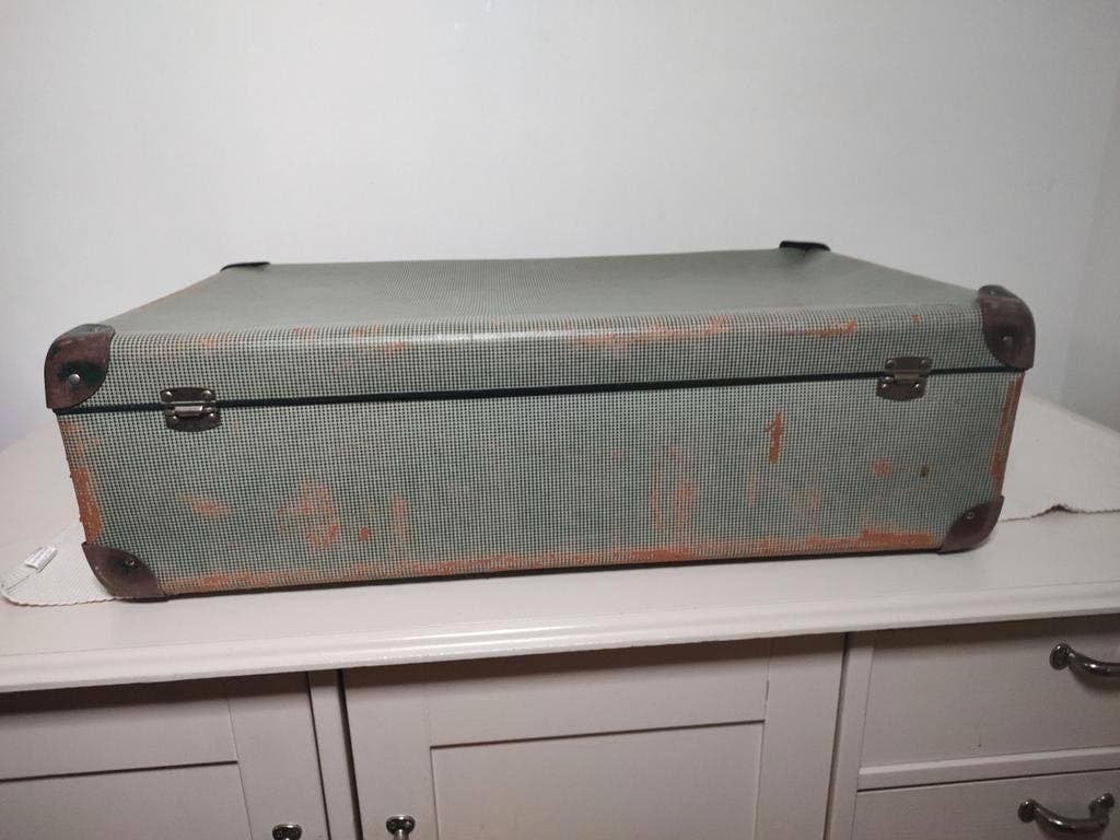 K434 VINTAGE koffer uit de 50er jaren geperst karton groen, Sieraden, Tassen en Uiterlijk, Koffers, 60 tot 70 cm, Overige materialen