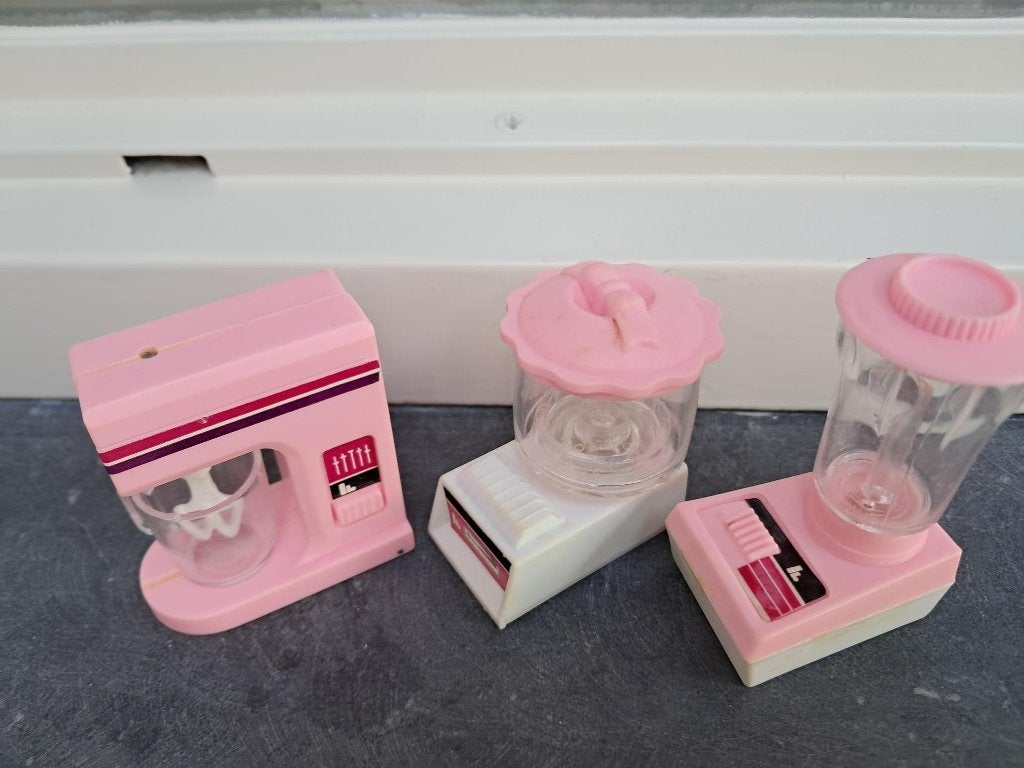 vintage barbie keukenapparaten, Ophalen of Verzenden, Zo goed als nieuw, Overige typen