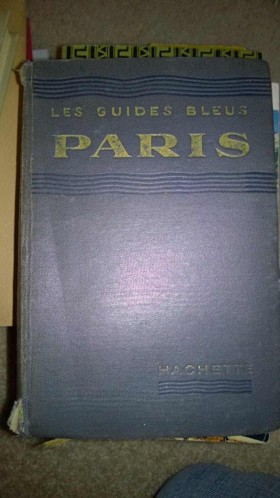 Boek - 430 - Les guides bleus Paris, Ophalen of Verzenden, Zo goed als nieuw
