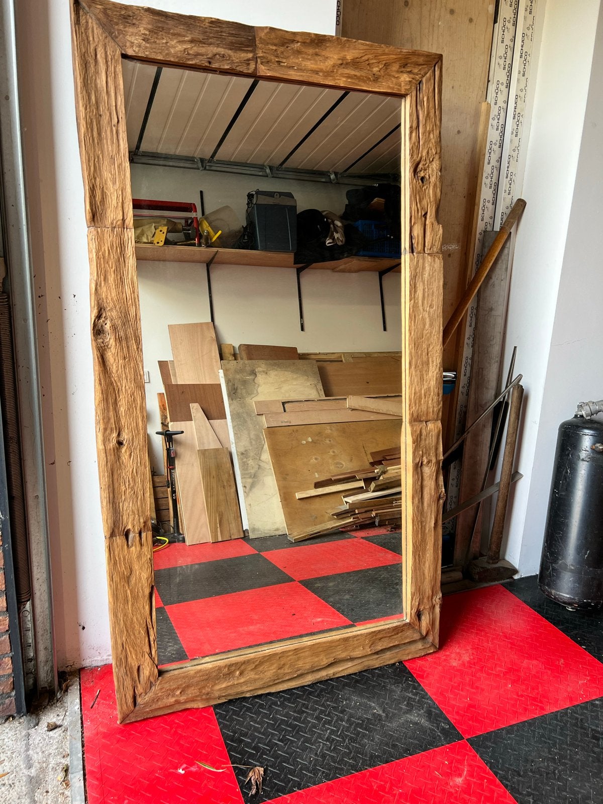 Grote spiegel met robuuste houten lijst, Ophalen, Rechthoekig, 50 tot 100 cm, 200 cm of meer