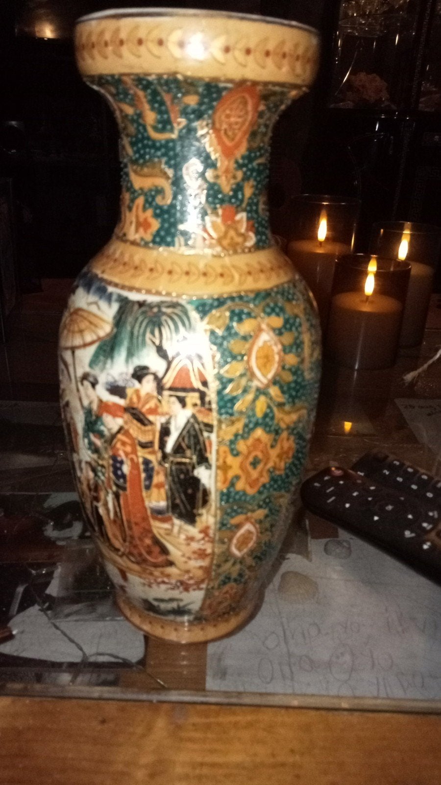 Vintage Chinese porseleinen vaas met handgeschilderde scènes, Ophalen