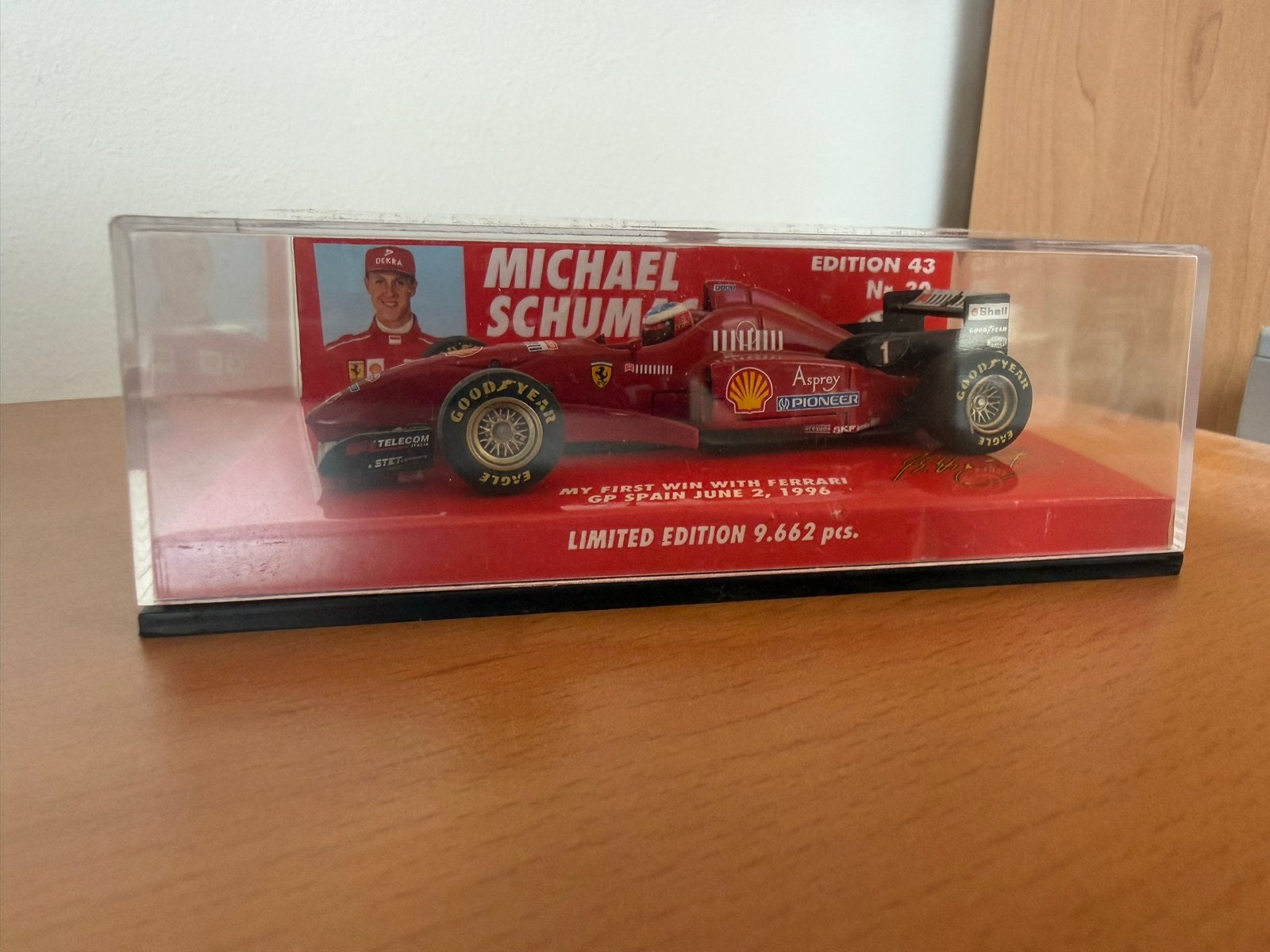 Minichamps Michael Schumacher Ferrari F1 310 LE, Ophalen of Verzenden, Zo goed als nieuw, Auto, Overige merken
