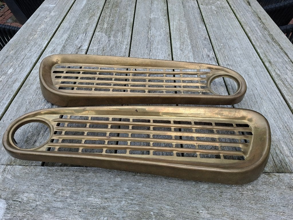 grille Alfa Romeo Giulietta Berlina, Auto-onderdelen, Carrosserie en Plaatwerk, Gebruikt, Voor, Ophalen of Verzenden, Bumper